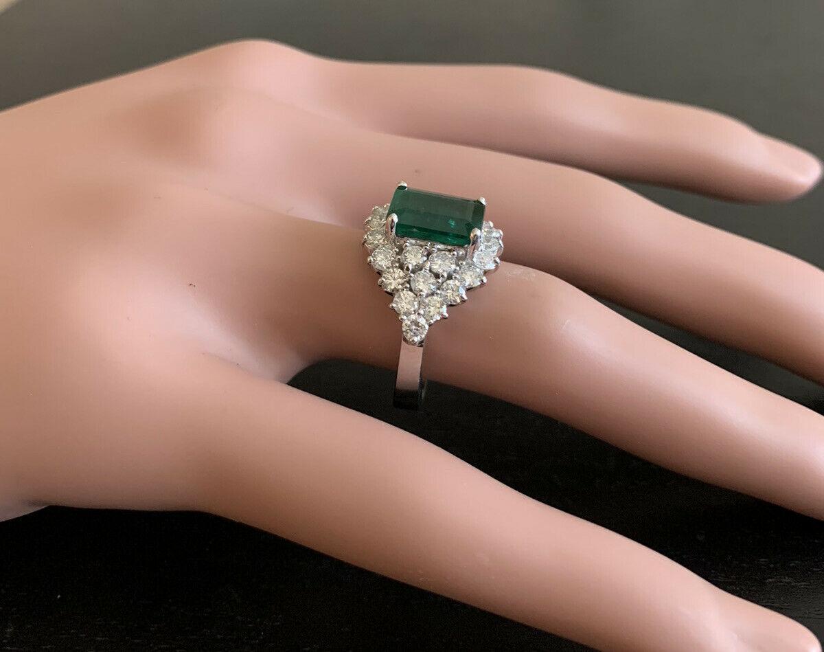 4.70 Carat Natural Emerald and Diamond 14 Karat Solid White Gold Ring For Sale 3
