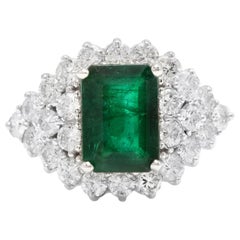 4.70 Carat Natural Emerald and Diamond 14 Karat Solid White Gold Ring