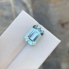4.70 Carat Natural Loose Aquamarine Emerald Shape Gem For Jewellery Making