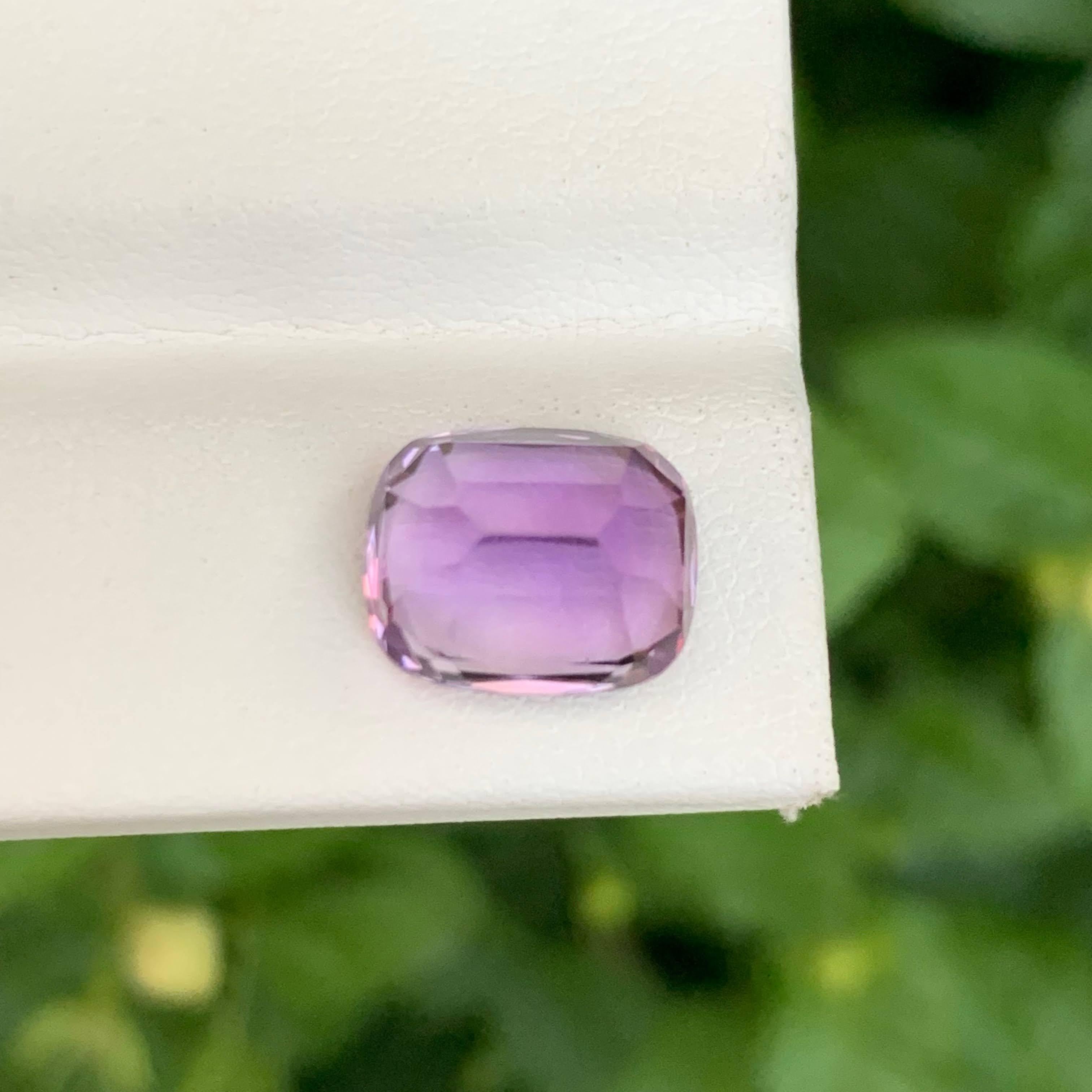 4.70 Carat Natural Loose Fantastic Purple Amethyst Stone Cushion Cut from Brazil For Sale 4