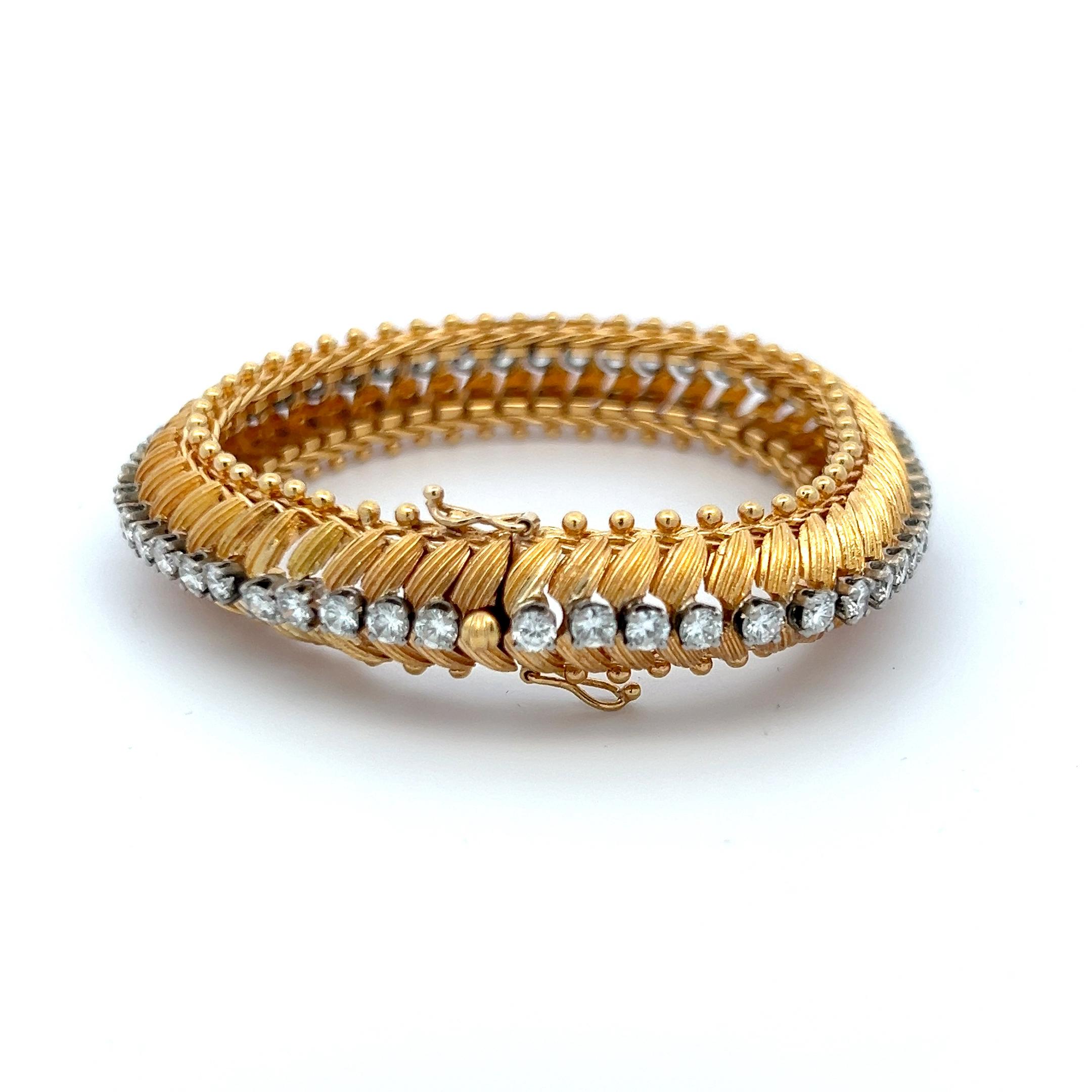 4,70 Karat Runder Brillant G SI1 Diamant 18 Karat Gelbgold A Link-Armband im Angebot 2