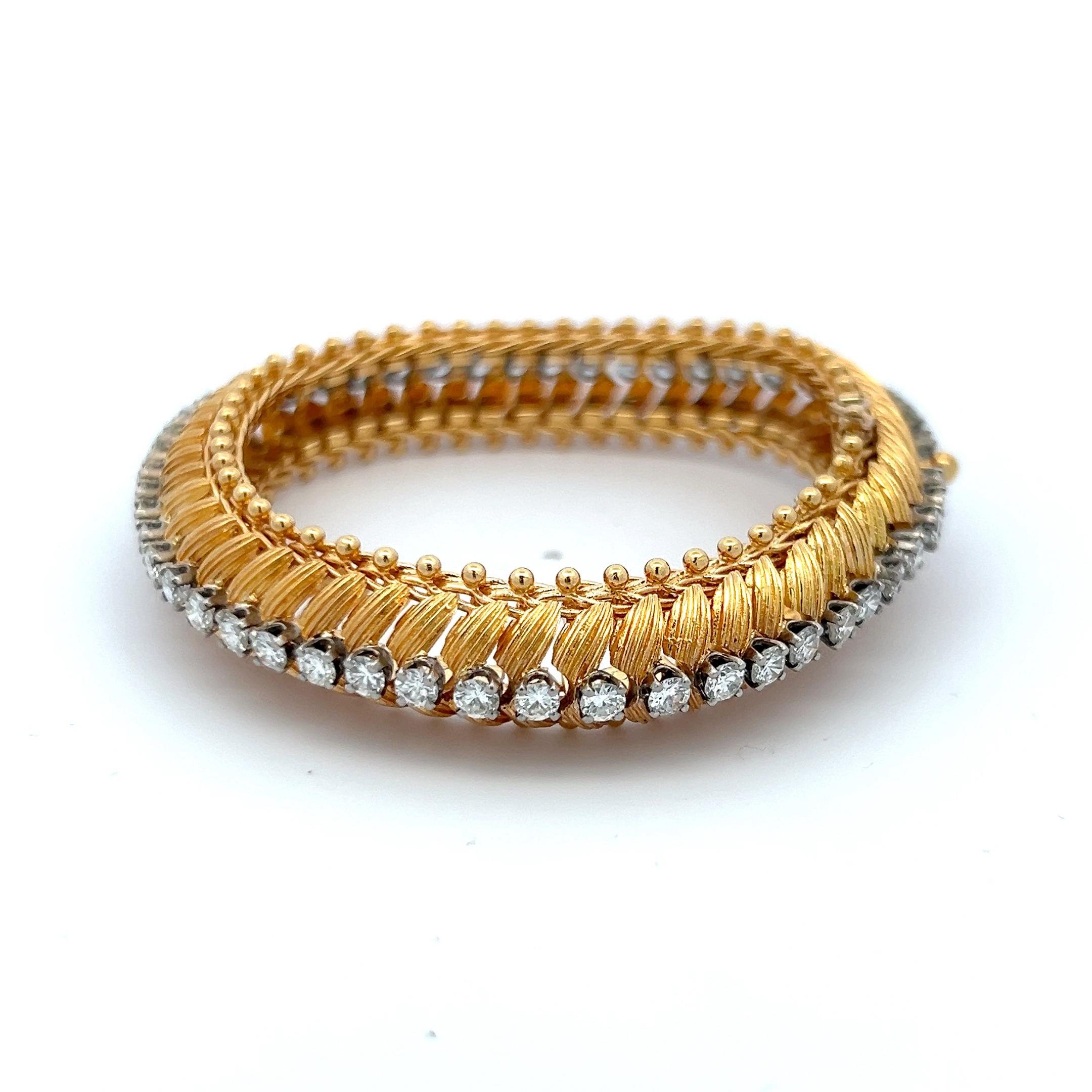 4,70 Karat Runder Brillant G SI1 Diamant 18 Karat Gelbgold A Link-Armband im Angebot 3