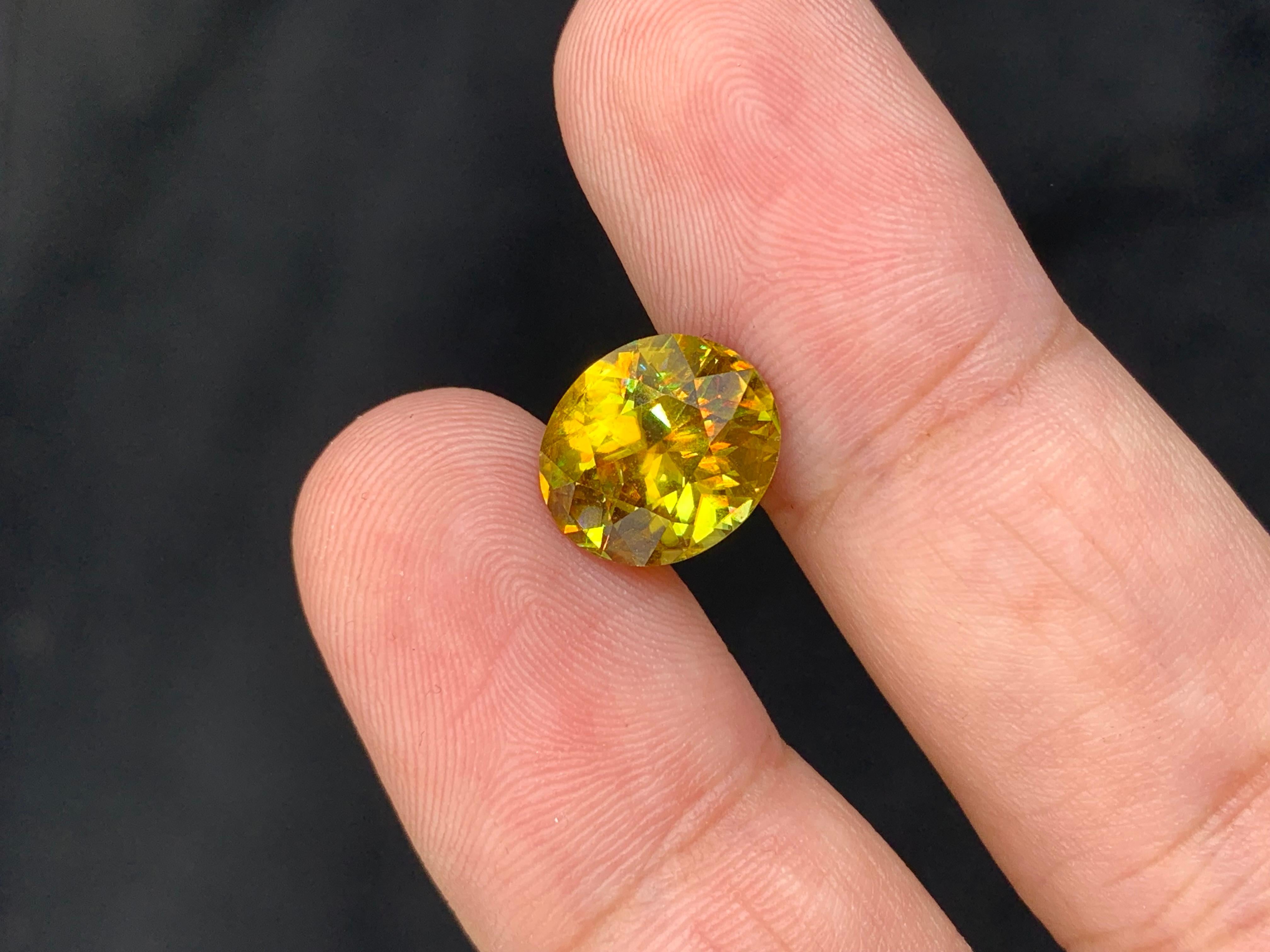 Oval Cut AAA Top Quality 4.70 Carat Natural Loose Fire Sphene Titanite Ring Gemstone For Sale