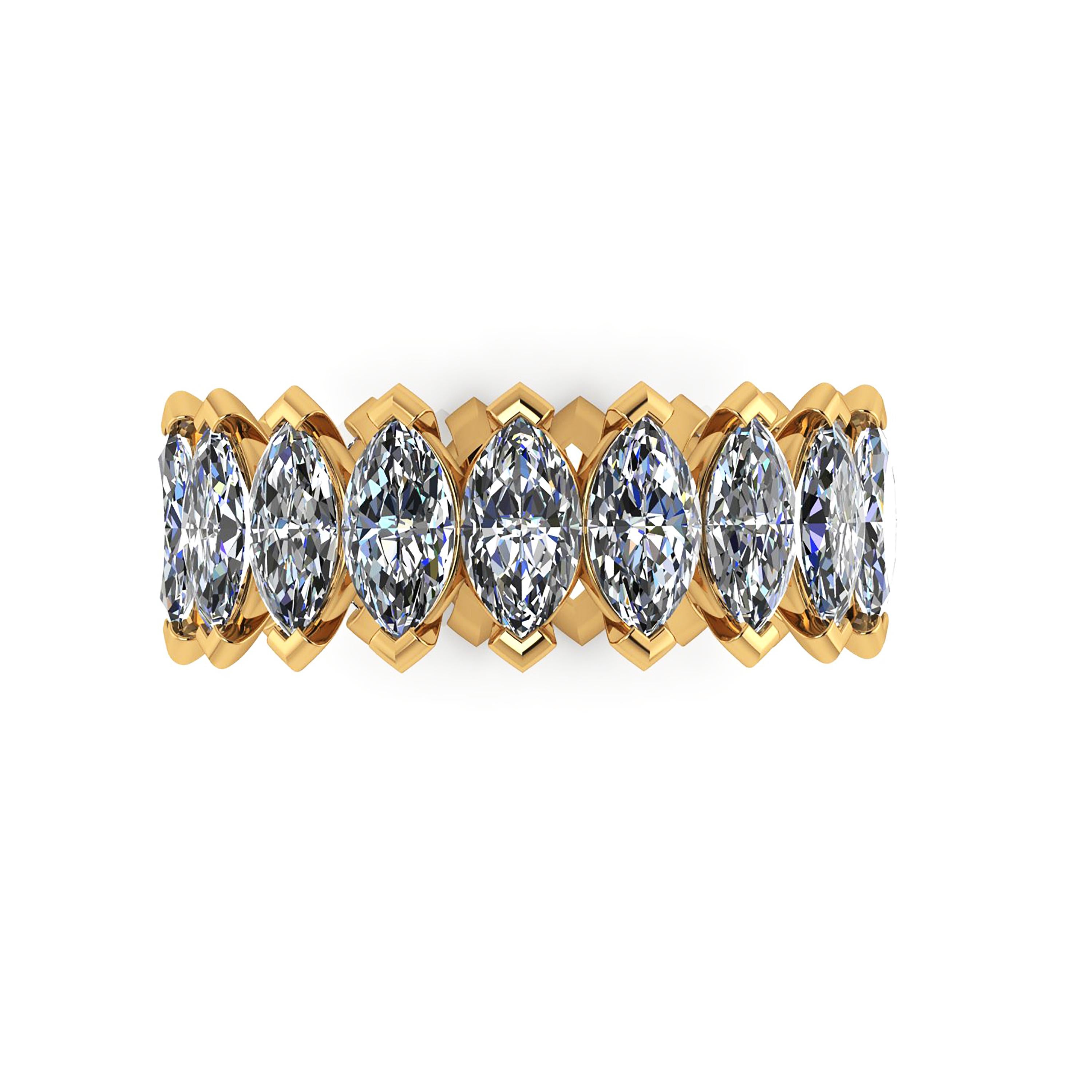 Moderne Anneau d'éternité en or jaune 18 carats avec diamants blancs taille marquise de 4,70 carats en vente