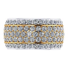 Anello "Pave" con diamante bianco da 4,70 carati in oro giallo e bianco da 18 carati