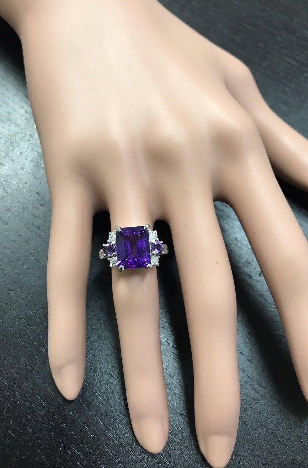 4.70 Carat Natural Amethyst and Diamond 14 Karat Solid White Gold Ring In New Condition For Sale In Los Angeles, CA