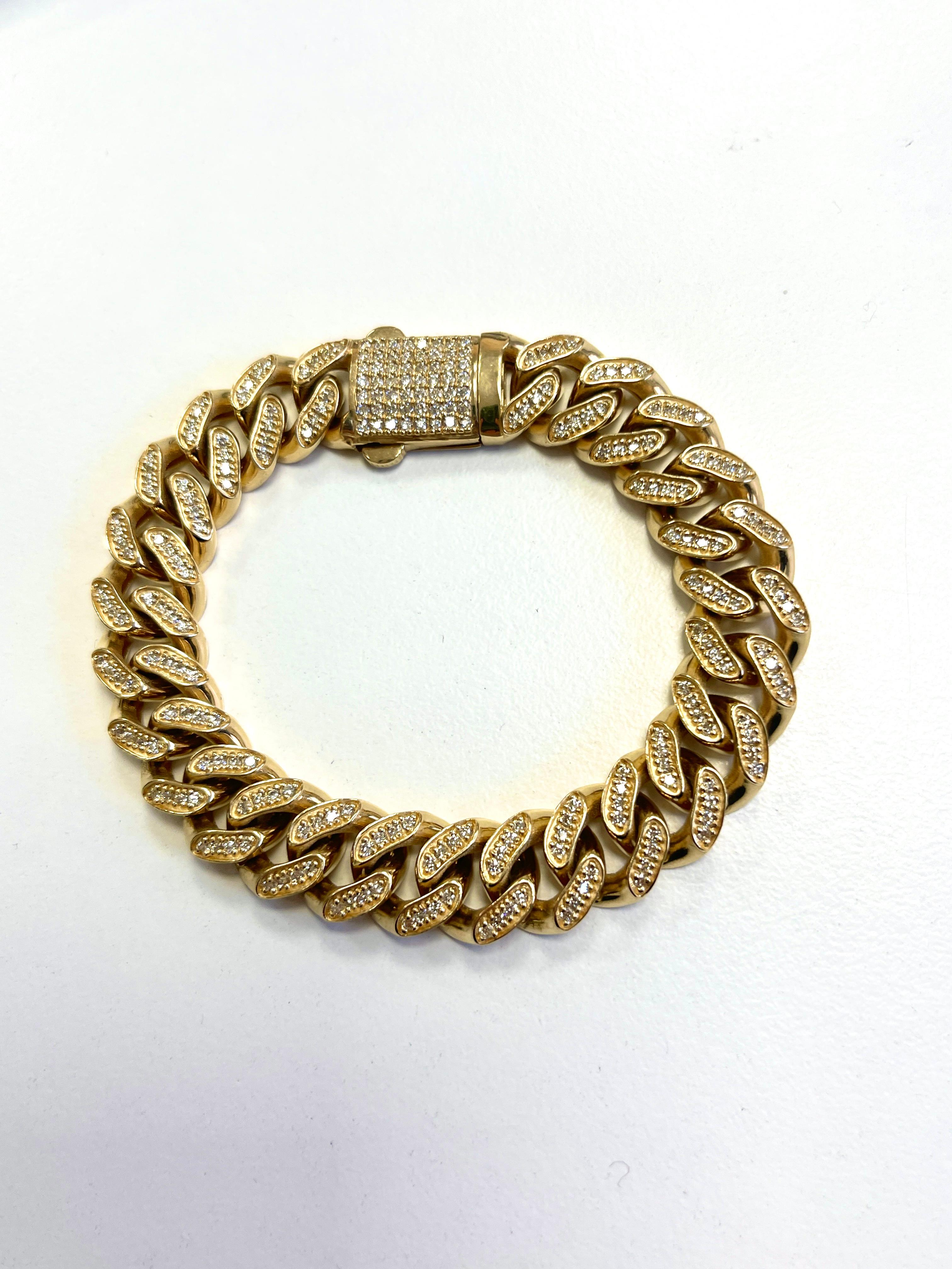 4.70 Carats Natural Diamond Cuban Link Bracelet in 14K Yellow Gold In New Condition For Sale In Great Neck, NY