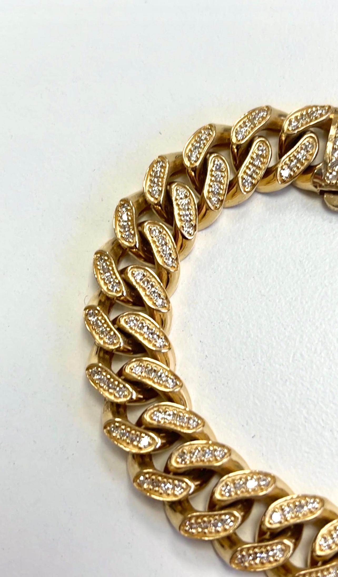 Women's or Men's 4.70 Carats Natural Diamond Cuban Link Bracelet in 14K Yellow Gold For Sale