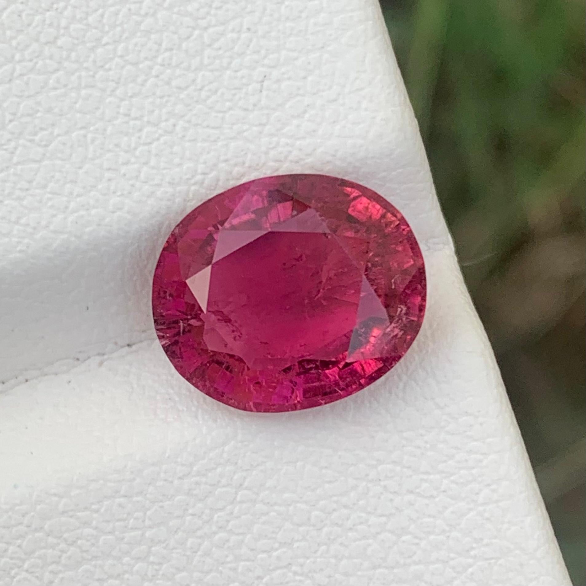 4,70 Quilates Gema Natural de Turmalina Rubelita Rojo Rosado Facetada en venta 8