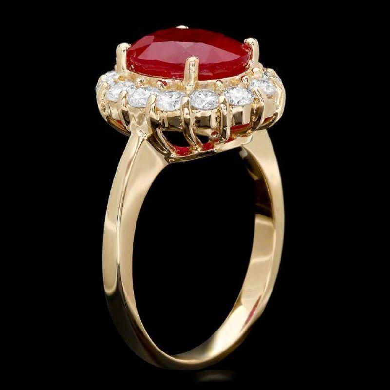 4.70 Karat natürlicher roter Rubin und Diamant 14K massivem Gelbgold Ring

Das Gesamtgewicht des roten Rubins beträgt: Ca. 3,90 Karat

Rubin Maße: Ca. 10.00 x 8.00mm

Ruby-Behandlung: Fraktur Füllung

Natürliche runde Diamanten Gewicht: Ca. 0,8