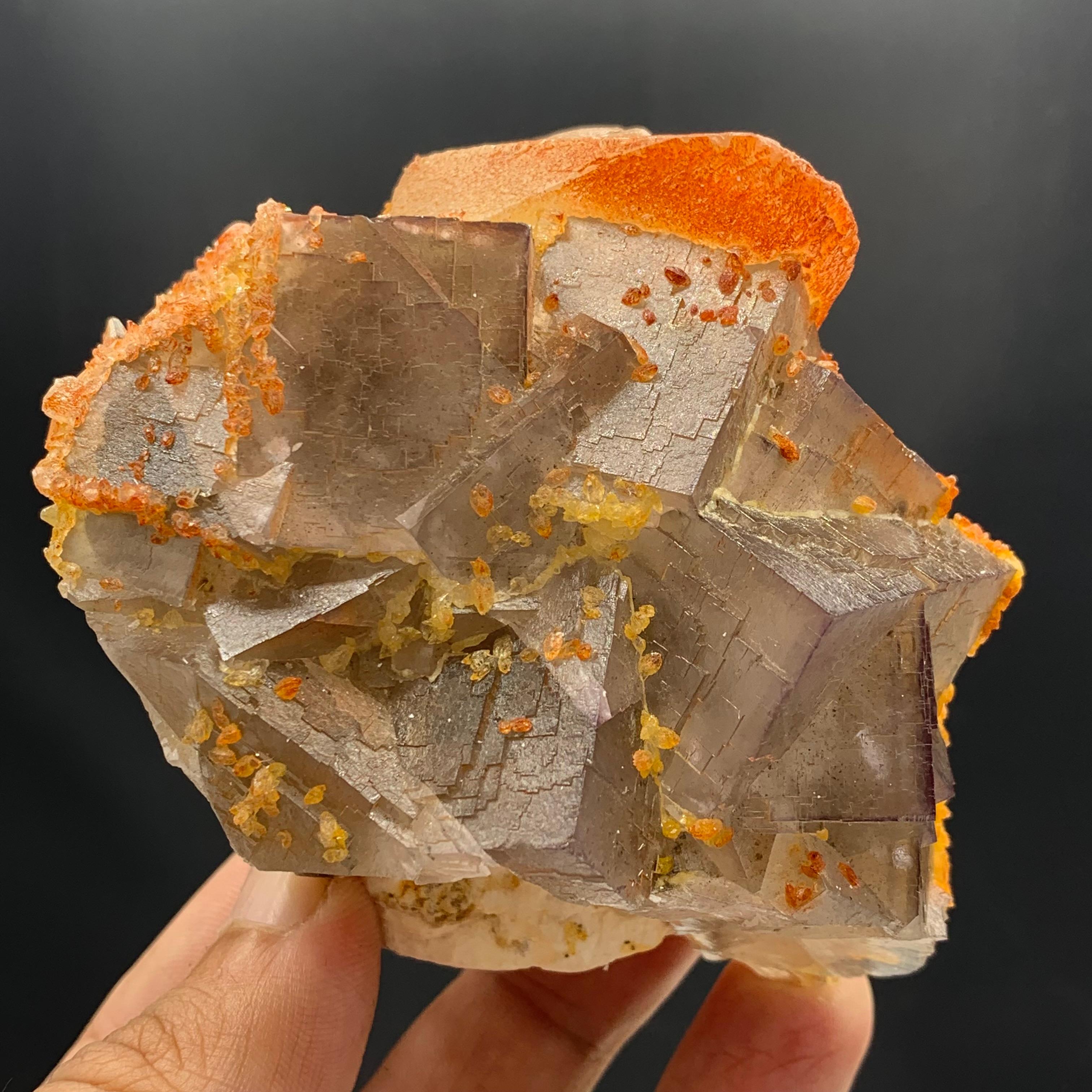 470.02 Gram Beautiful Fluorite With Calcite Specimen From Pakistan  (Sonstiges) im Angebot
