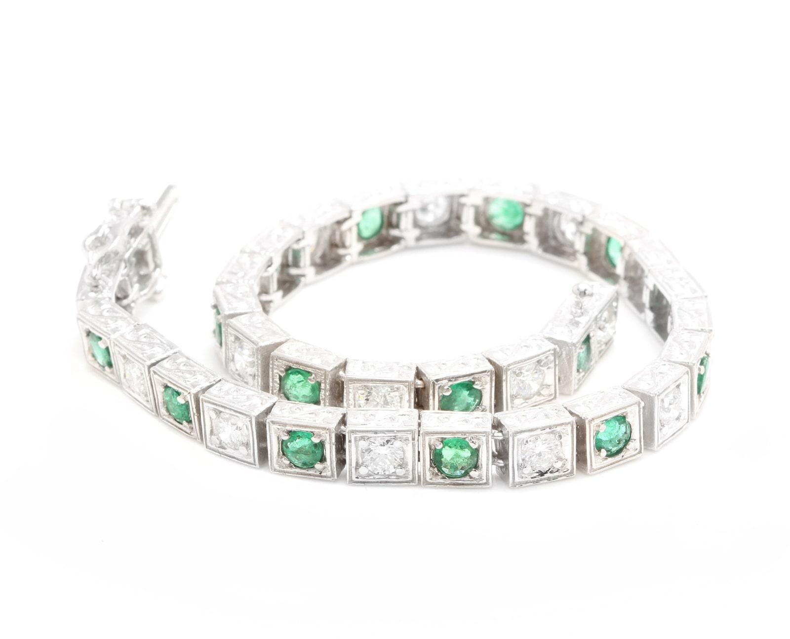 Women's 4.70ct Natural Emerald and Diamond 14k Solid White Gold Bracelet For Sale