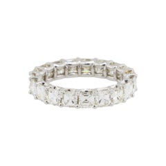 4,71 Karat Asscher Cut Diamant Ewigkeitsring 18 Karat auf Lager