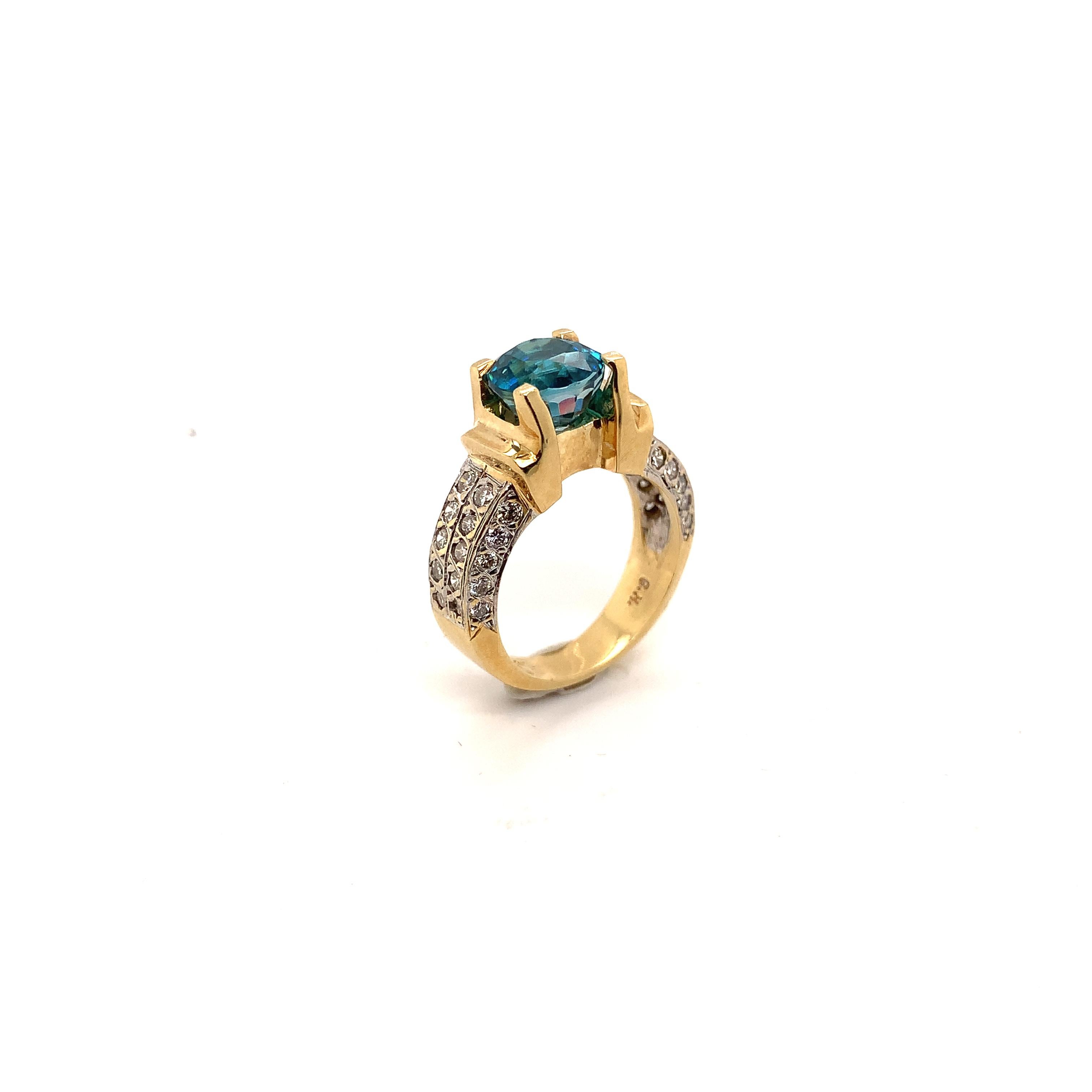 4.71 Carat Blue Zircon with Diamond Ring in 14 Karat Gold In New Condition In Tucson, AZ