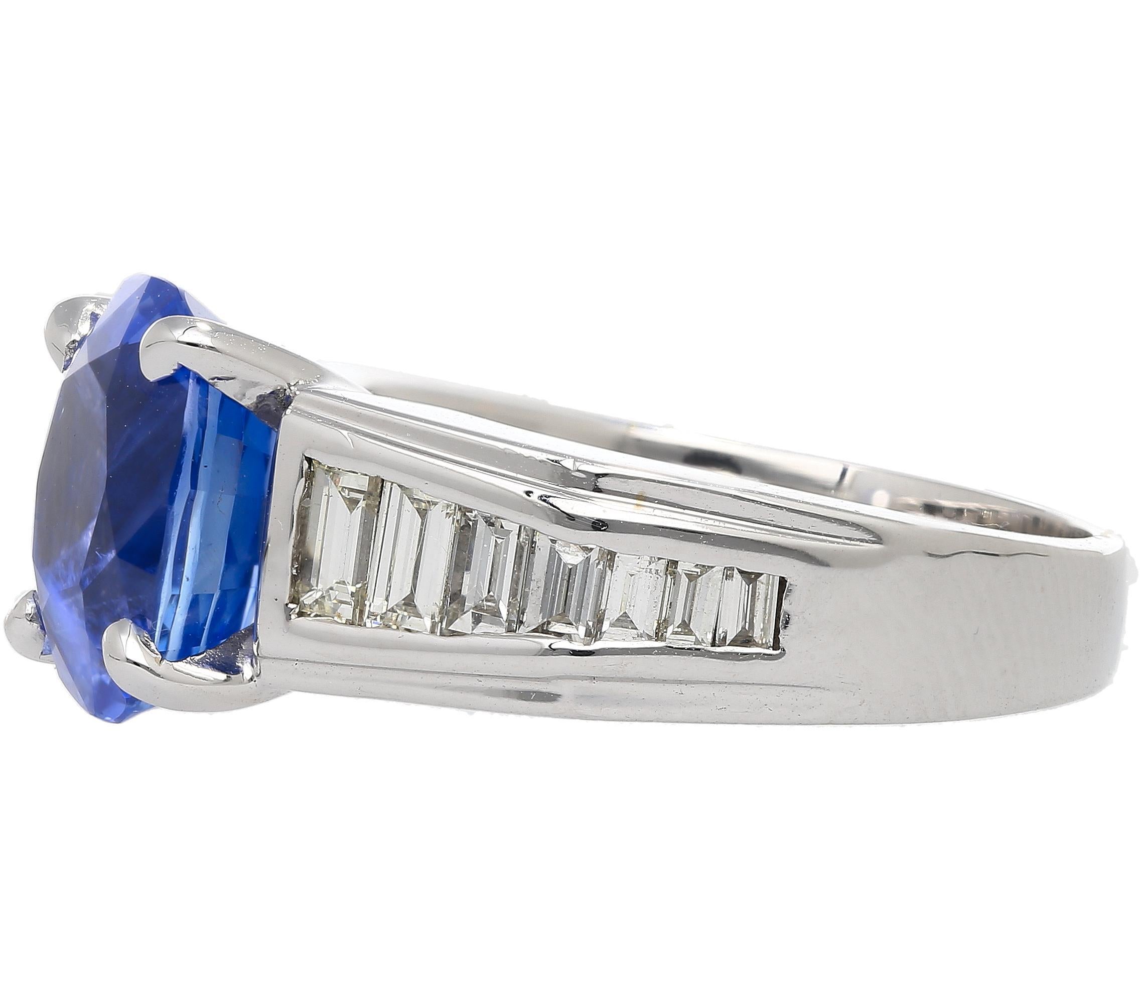 Contemporary 4.71 Carat Oval Cut Sri Lanka Sapphire and Diamond 18K White Gold Ring For Sale
