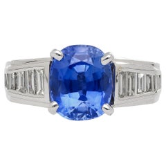 4.71 Carat Oval Cut Sri Lanka Sapphire and Diamond 18K White Gold Ring