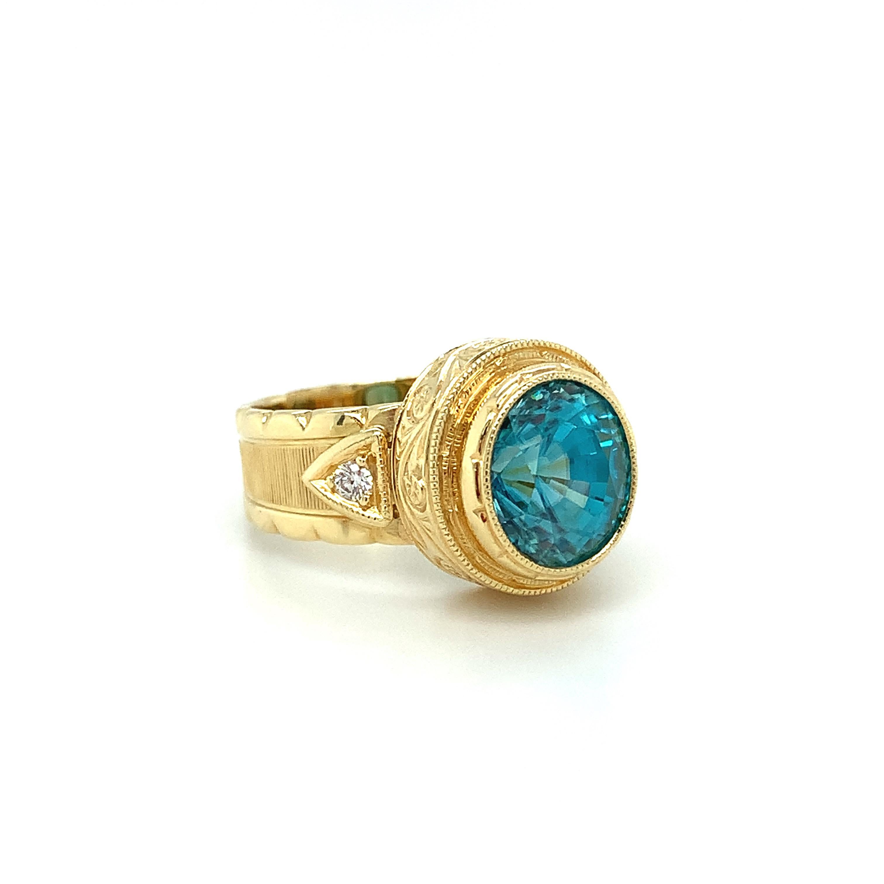 Artisan 4.72 Carat Blue Zircon and Diamond Hand-Engraved Band Ring in 18k Yellow Gold   For Sale