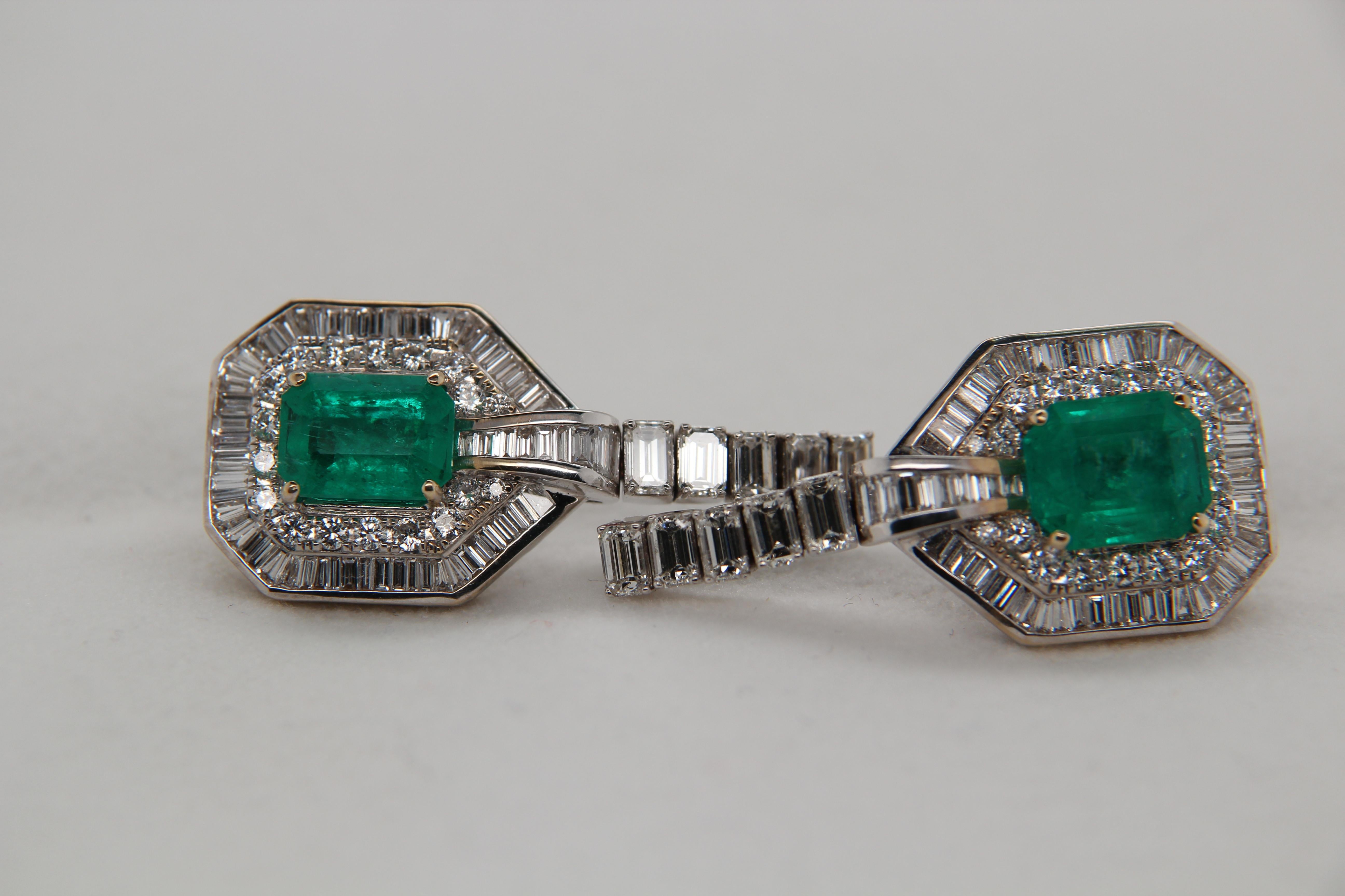 4.72 Carat Emerald and Diamond Earring in 18 Karat Gold In New Condition For Sale In Bangkok, TH