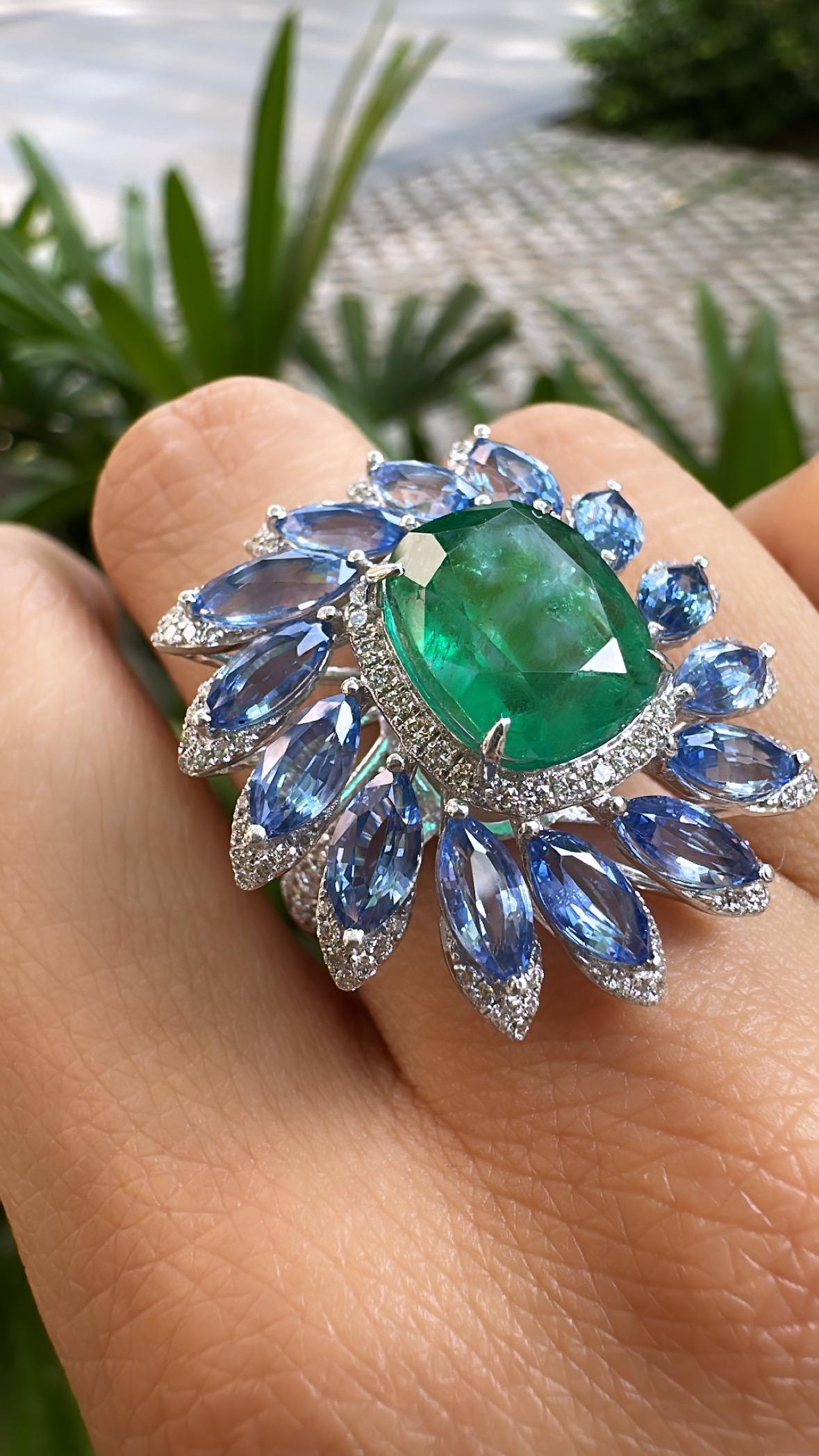 4.72 carats, Zambian Emerald, Blue Sapphires & Diamonds Cocktail Ring 1