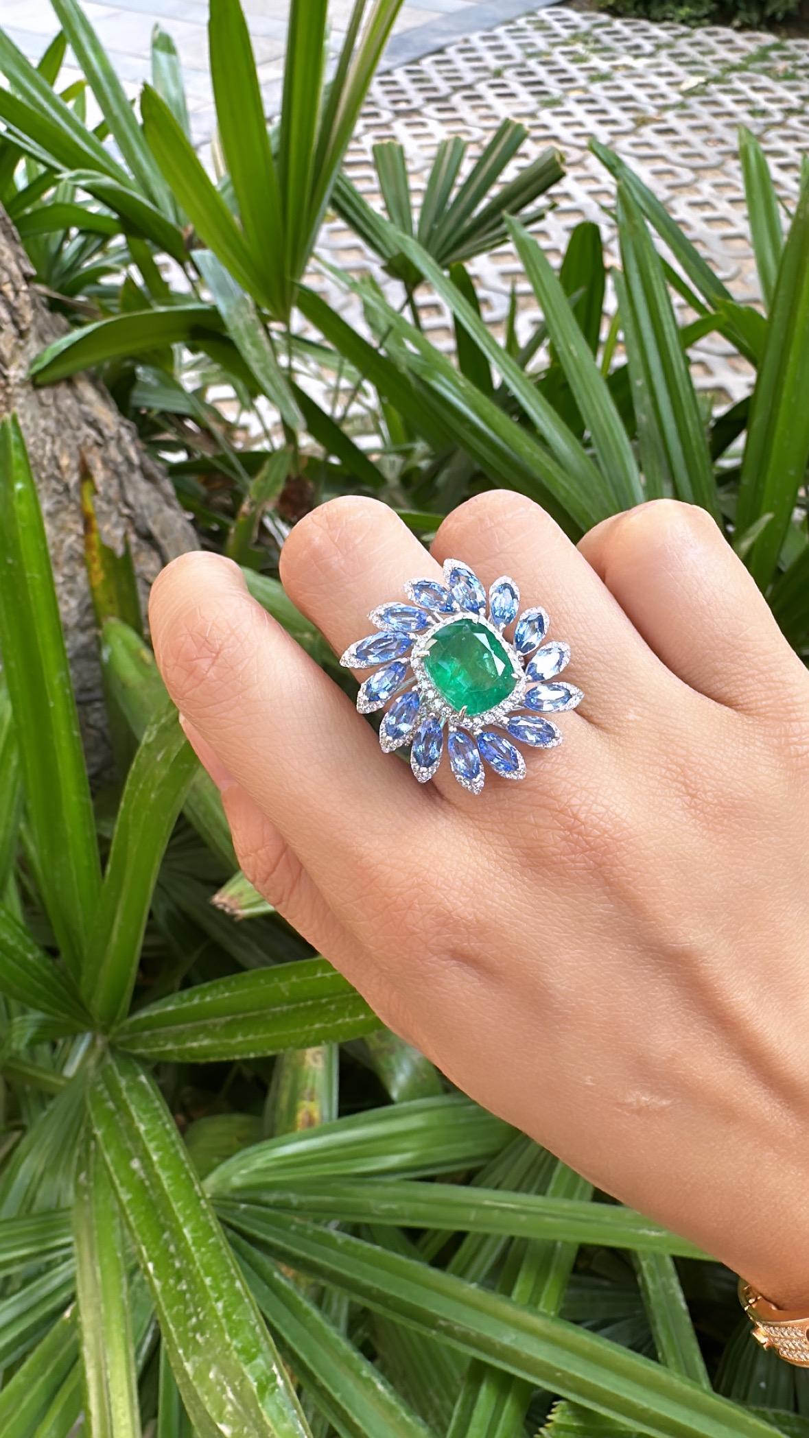 4.72 carats, Zambian Emerald, Blue Sapphires & Diamonds Cocktail Ring 2
