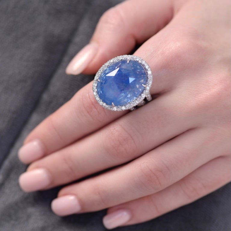 Contemporary 47,22 Carat Natural Sapphire Diamonds 18 Karat White Gold Cocktail Ring by D&A For Sale