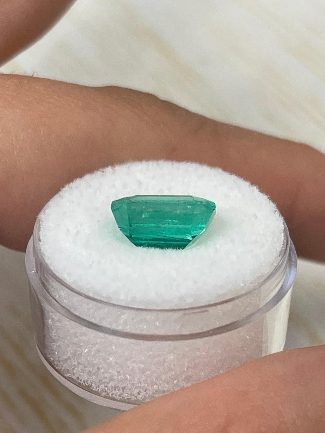 4.72ct Spready Bluish Green Asscher Cut Colombian Gem 11x10 Genuine May in vendita 1