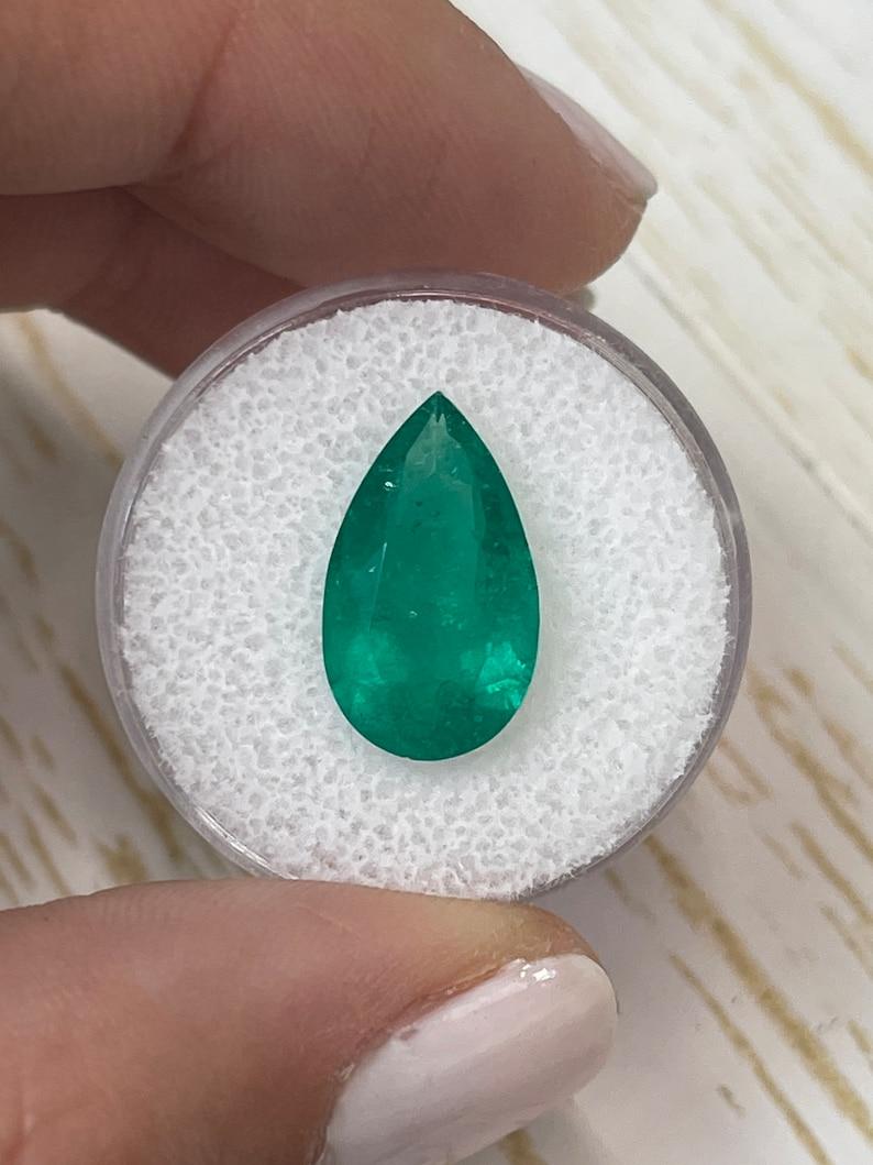 4,73 Carati 16x10 Smeraldo colombiano verde intenso - Gemma di maggio con taglio a pera In condizioni Nuovo in vendita a Jupiter, FL