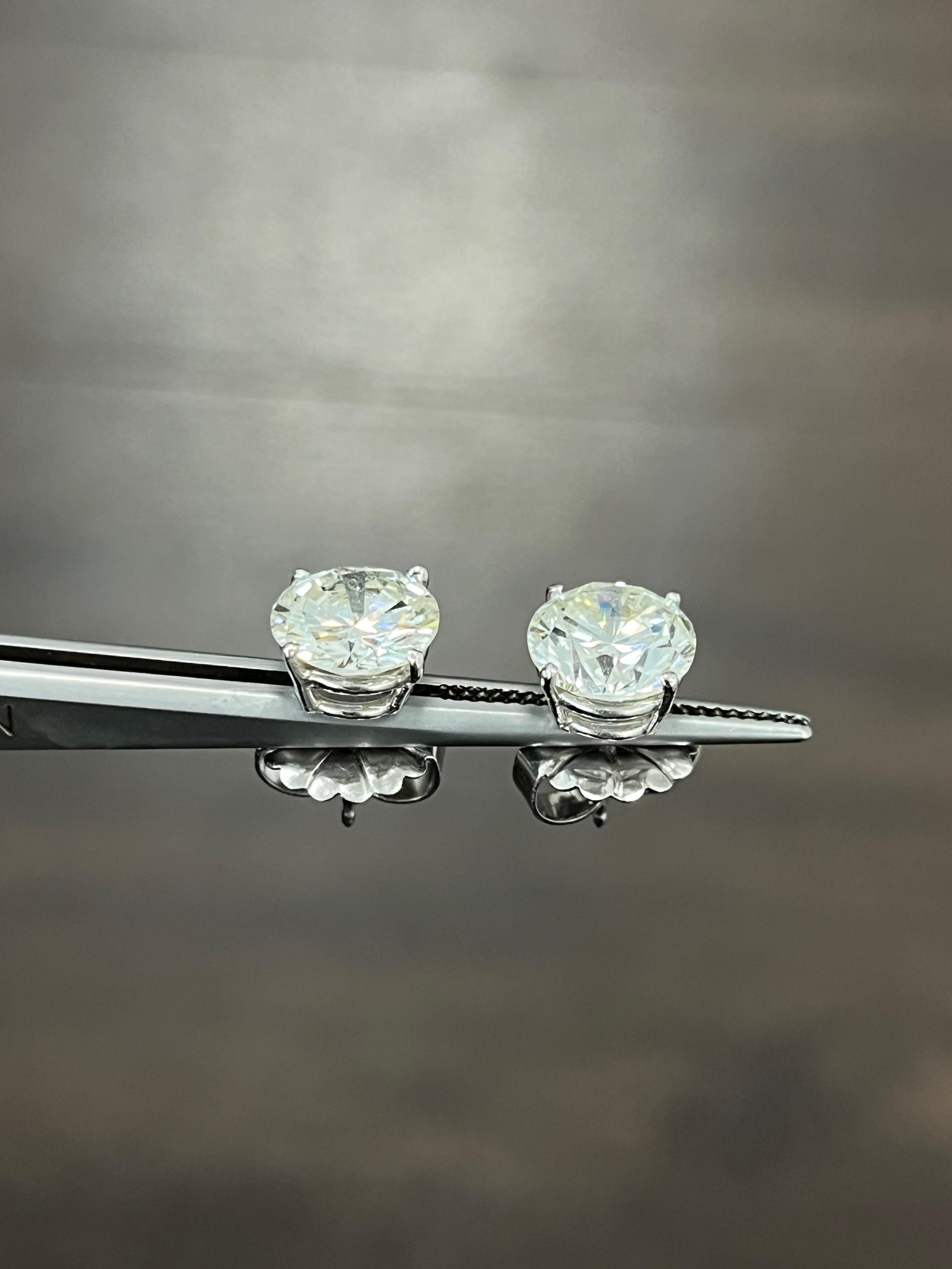 Boucles d'oreilles en diamant de 4.73 ct  Unisexe en vente