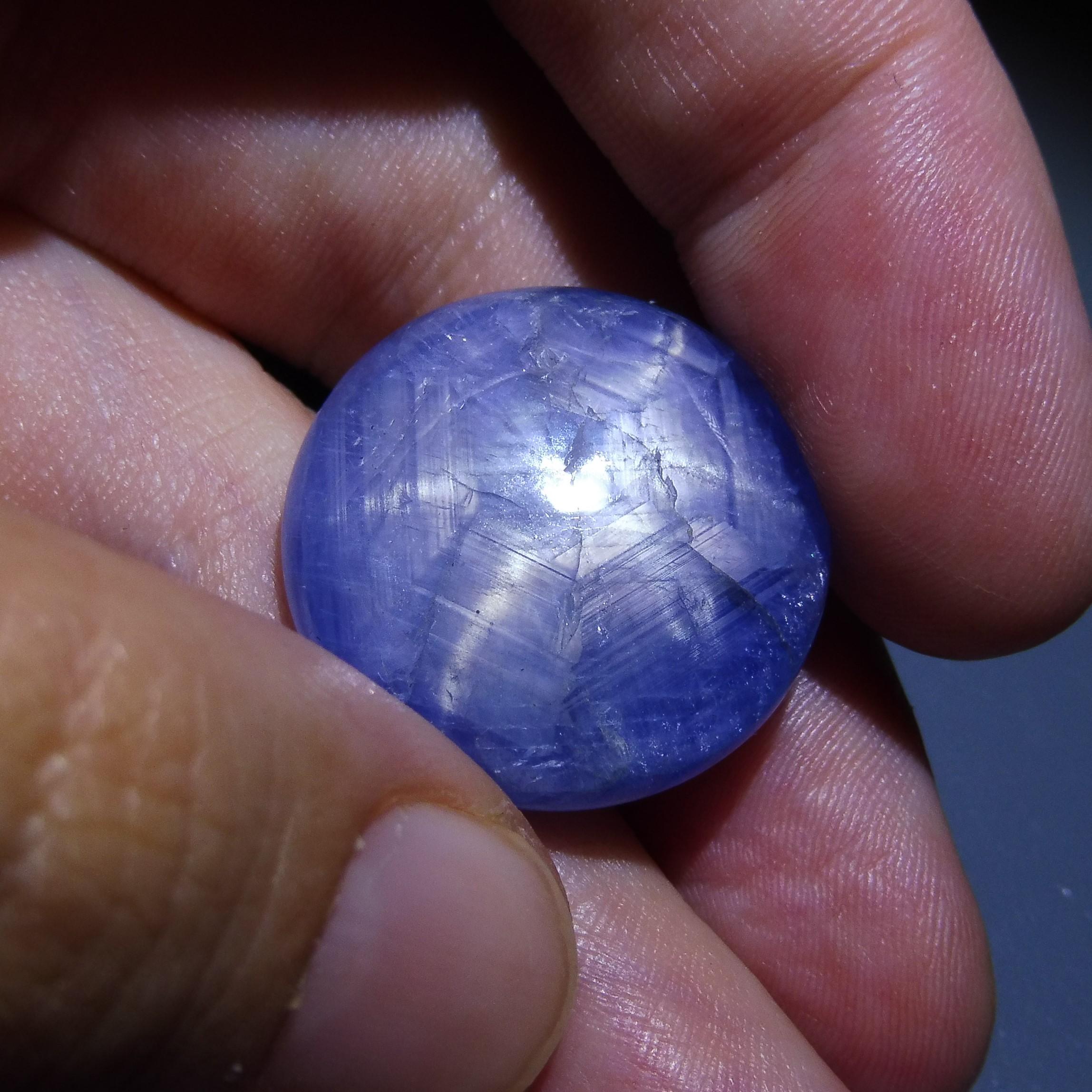 Women's or Men's 47.38 ct Round Star Sapphire For Sale