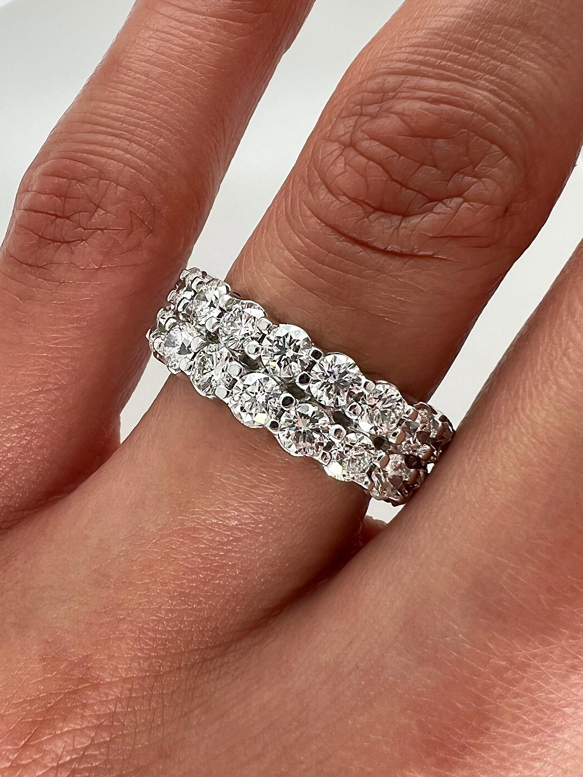 4.73 Total Carat Ladies Prong-Set Diamond Band In New Condition For Sale In New York, NY