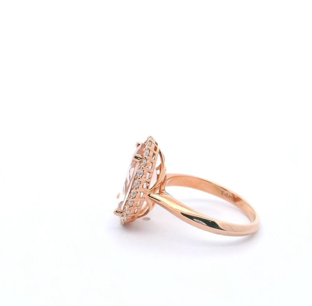 4.74 Carat Oval Morganite Ring with 0.44 Carat Halo of Diamonds in 14K Rose Gold For Sale 1