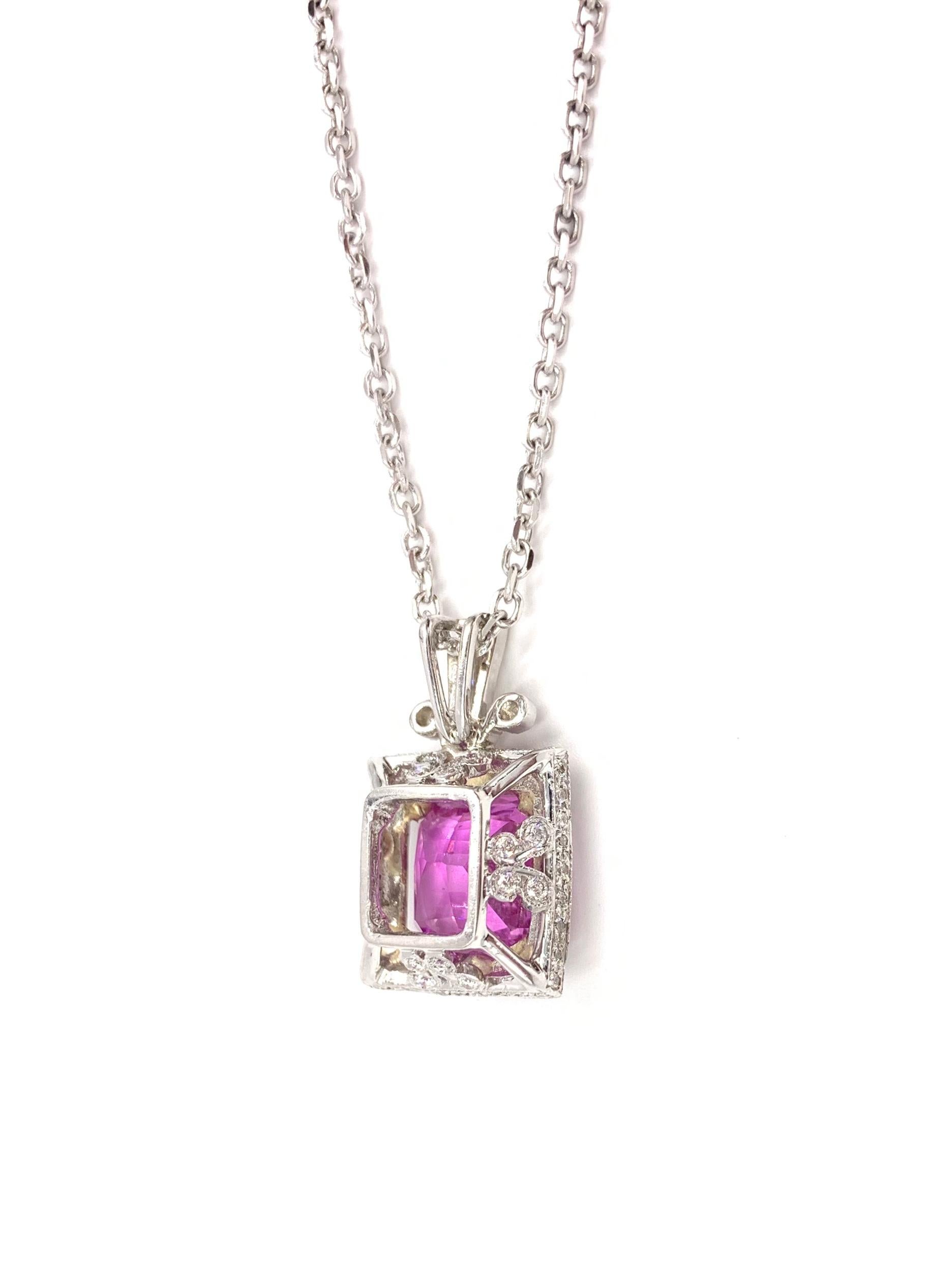 4.74 Carat Pink Sapphire and Diamond Pendant Necklace In Excellent Condition For Sale In Pikesville, MD