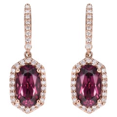 Boucles d'oreilles en goutte en or rose 18 carats et rhodolite de 4,74 carats avec diamant blanc.