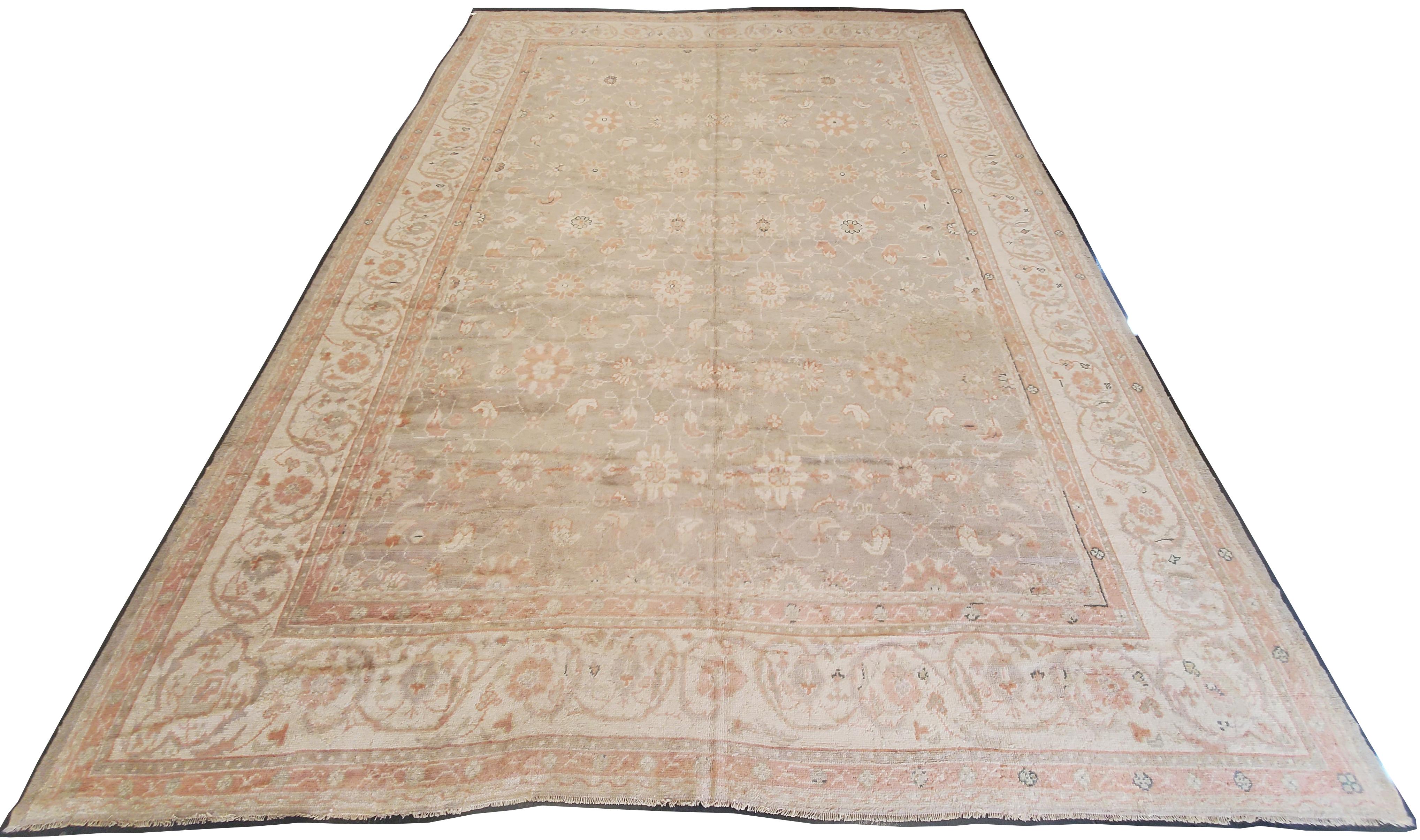 Tapis antique Oushak, tapis turc oriental fait à la main, beige, taupe, gris doux