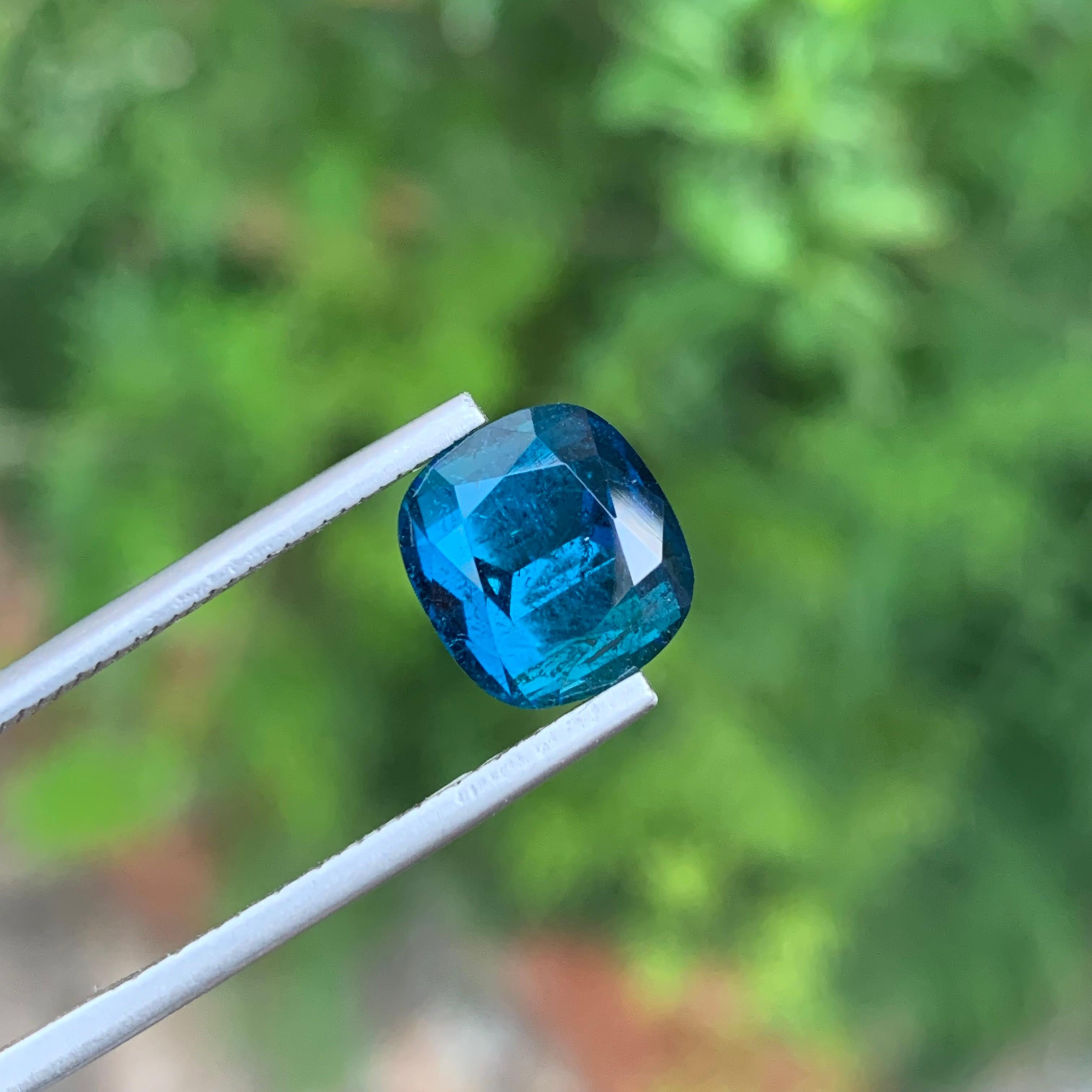 4.75 Carat Adorable Natural Loose Indicolite Tourmaline Cushion Shape Gemstone For Sale 1