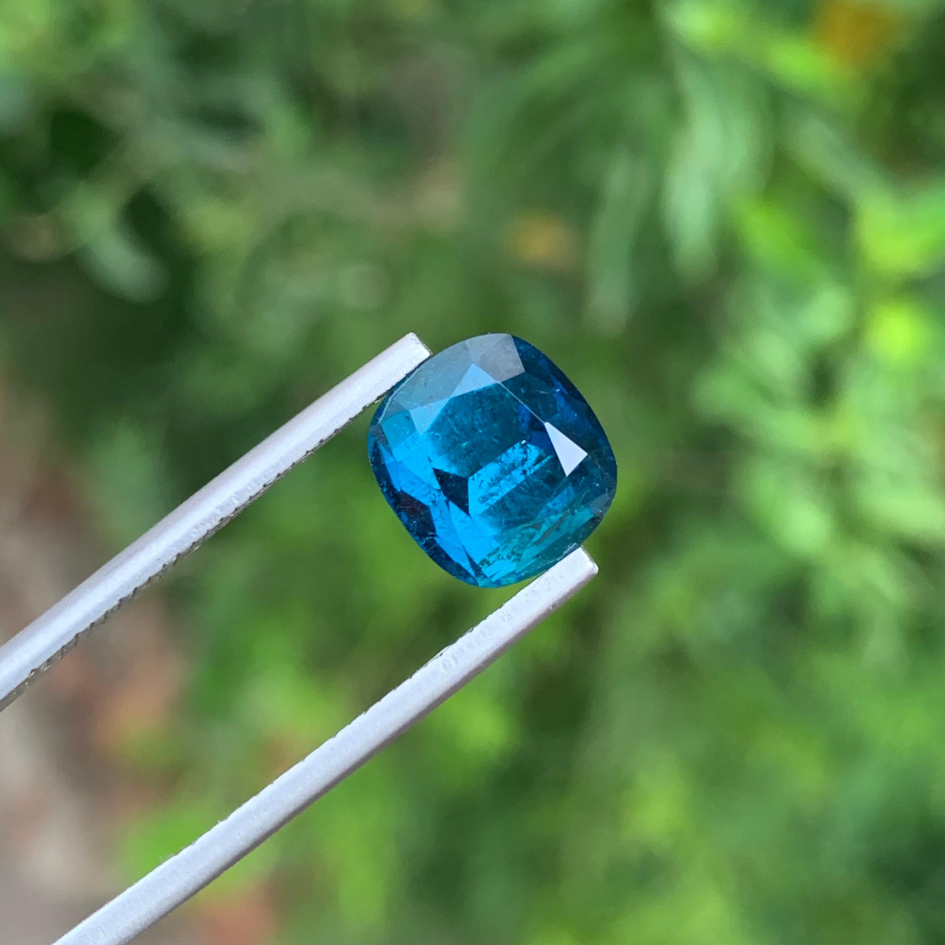 4.75 Carat Adorable Natural Loose Indicolite Tourmaline Cushion Shape Gemstone For Sale 3