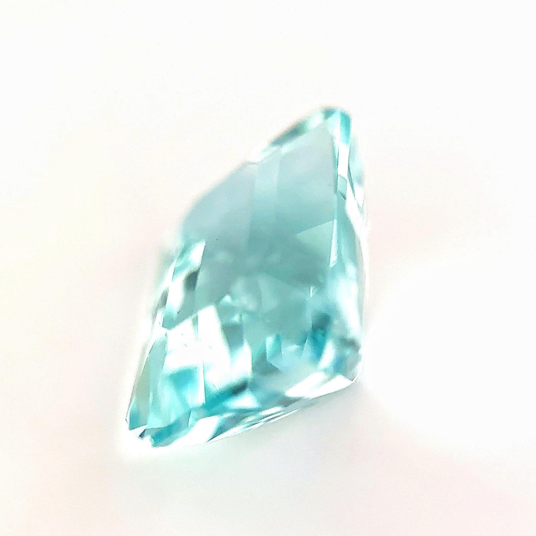 Emerald Cut 4.75 Carat Natural Aquamarine Loose Stone For Sale