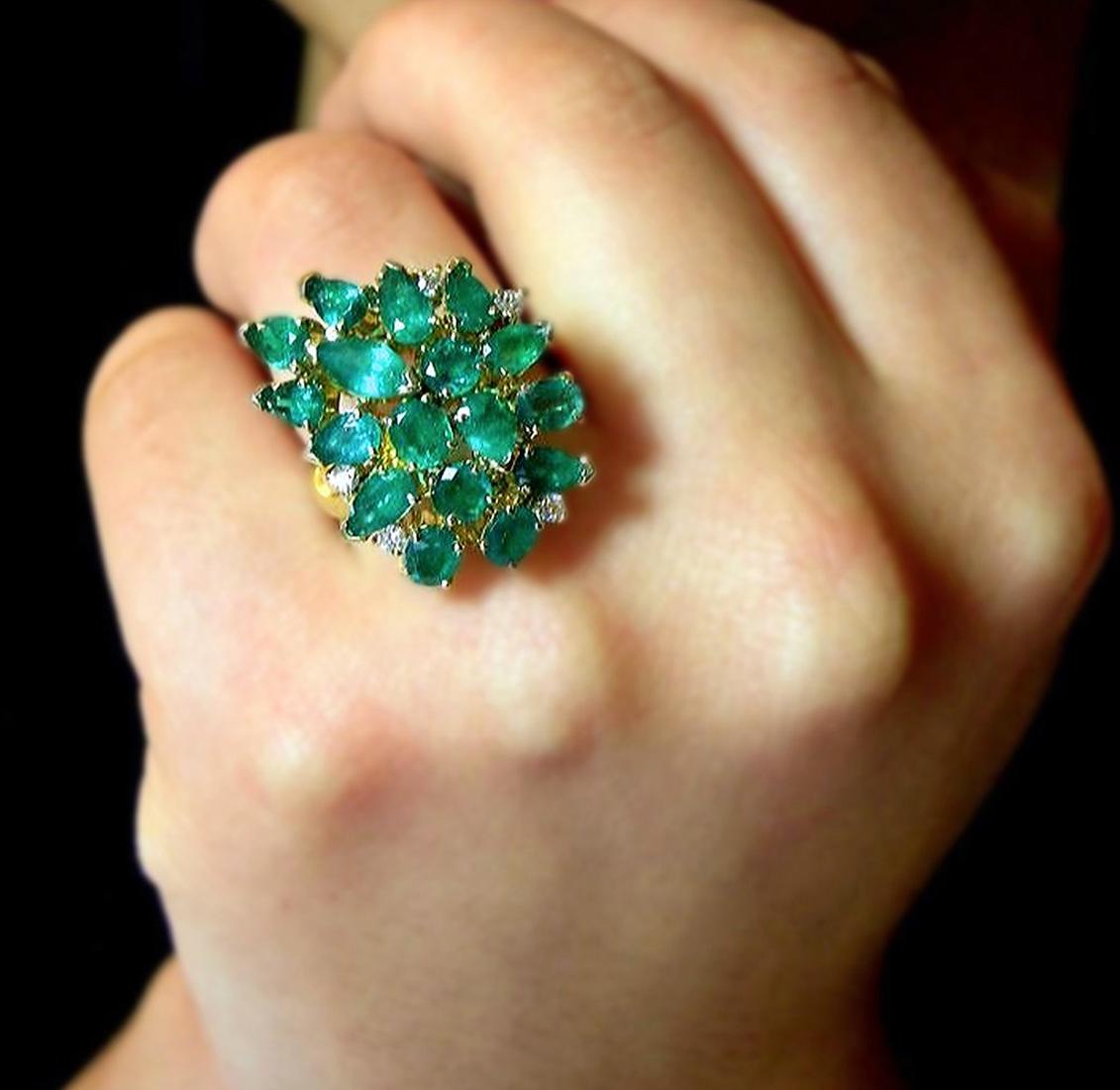Fine Cocktail Retro Style Colombian Emerald Ring 18K 1