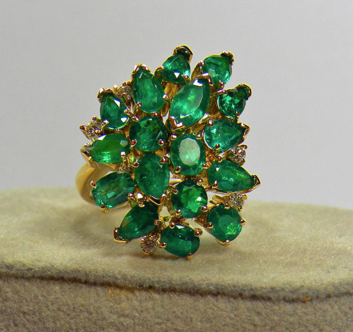 Fine Cocktail Retro Style Colombian Emerald Ring 18K 4