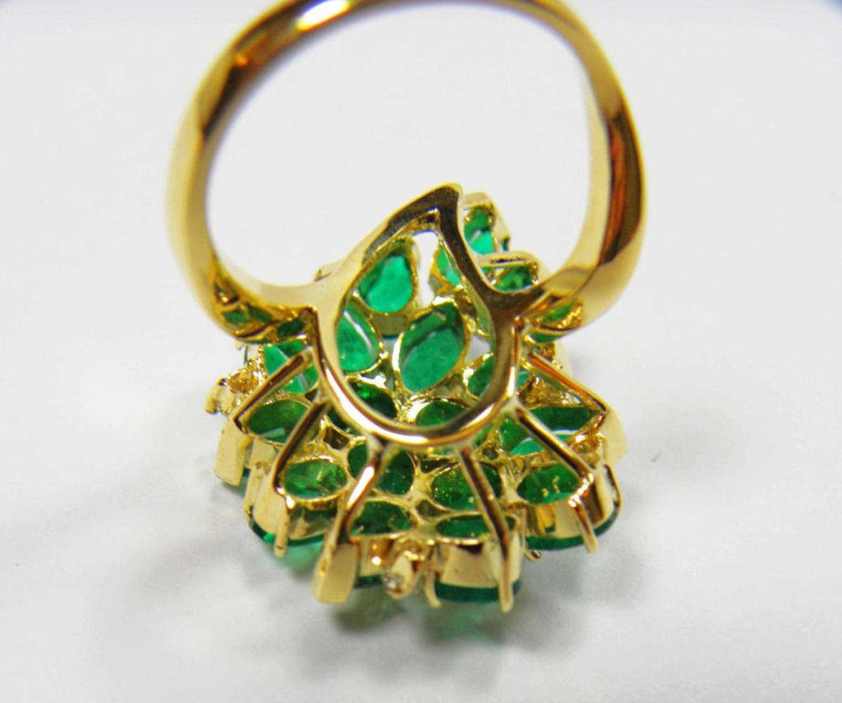 Fine Cocktail Retro Style Colombian Emerald Ring 18K 5