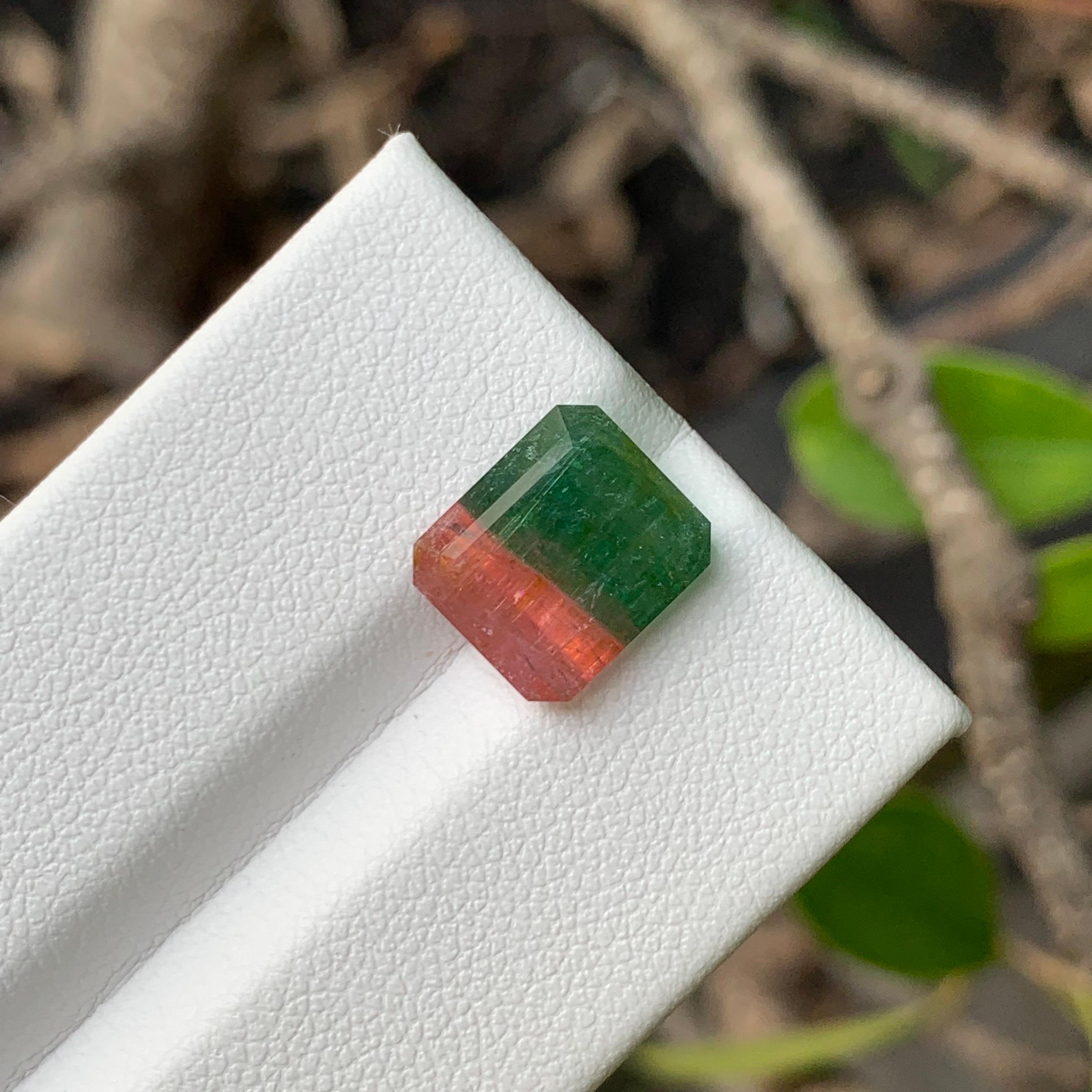 Women's or Men's 4.75 Carat Natural Loose Bi Colour Tourmaline Emerald Shape Gemstone For Sale