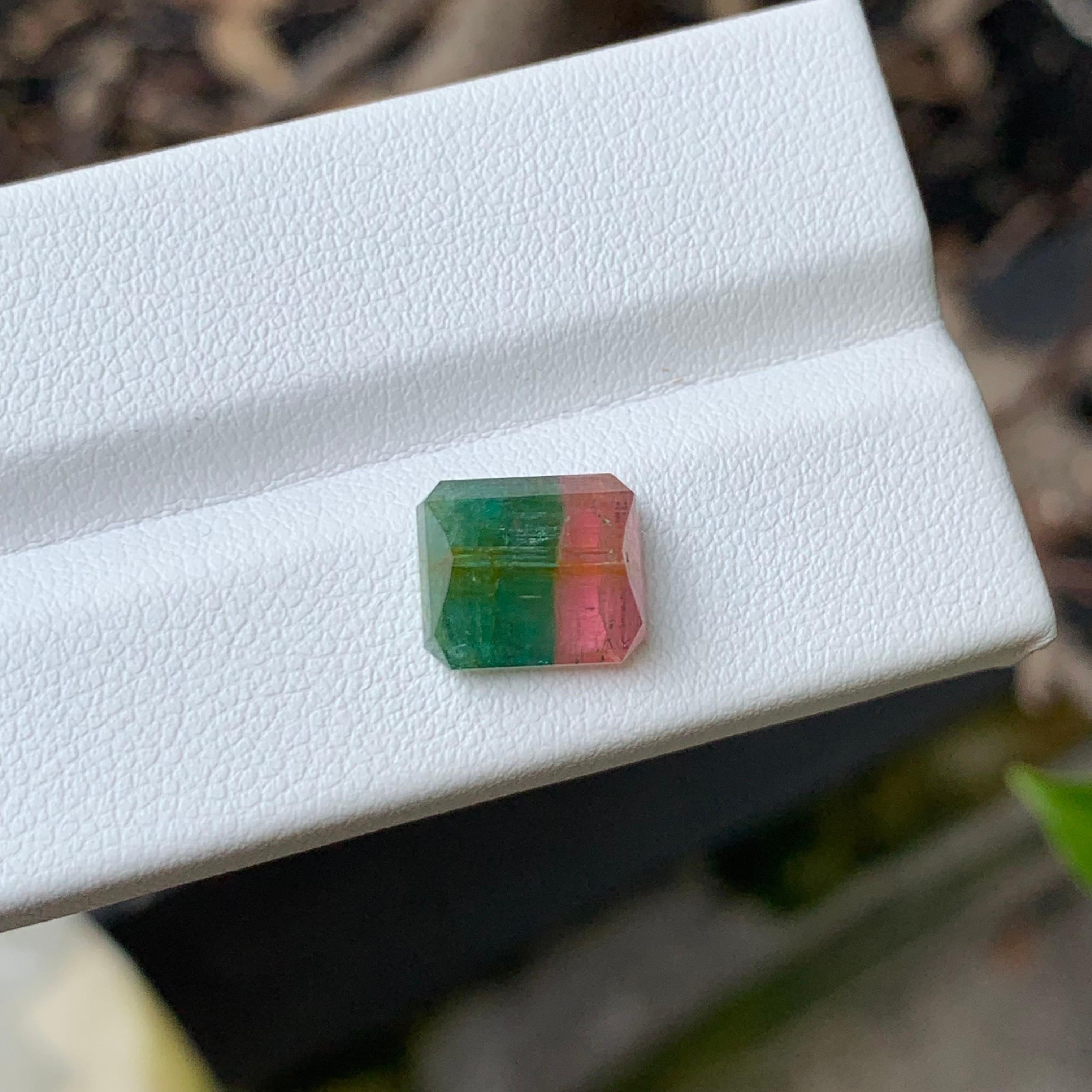 4.75 Carat Natural Loose Bi Colour Tourmaline Emerald Shape Gemstone For Sale 3