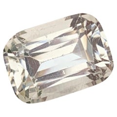 Used 4.75 Carat Natural Loose Colorless Morganite Gemstone for Jewelry Making