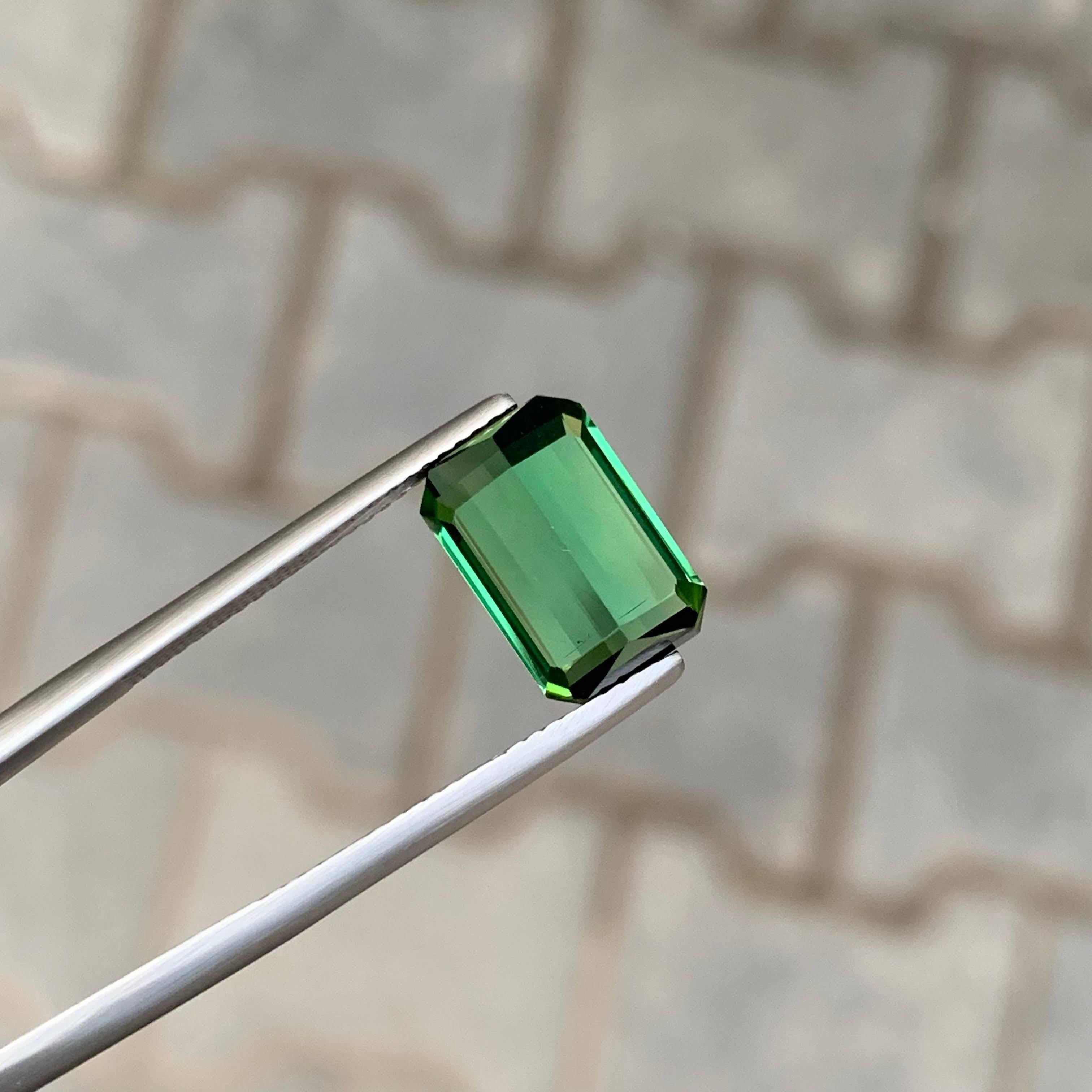 4.75 carati di qualità naturale sfusa di tormalina verde taglio cuscino Gemma afgana in vendita 3