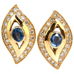 Boucles d'oreilles en saphir naturel et diamant de 4,75 carats, fermoir Omega, 14 carats, bleu barbeau*