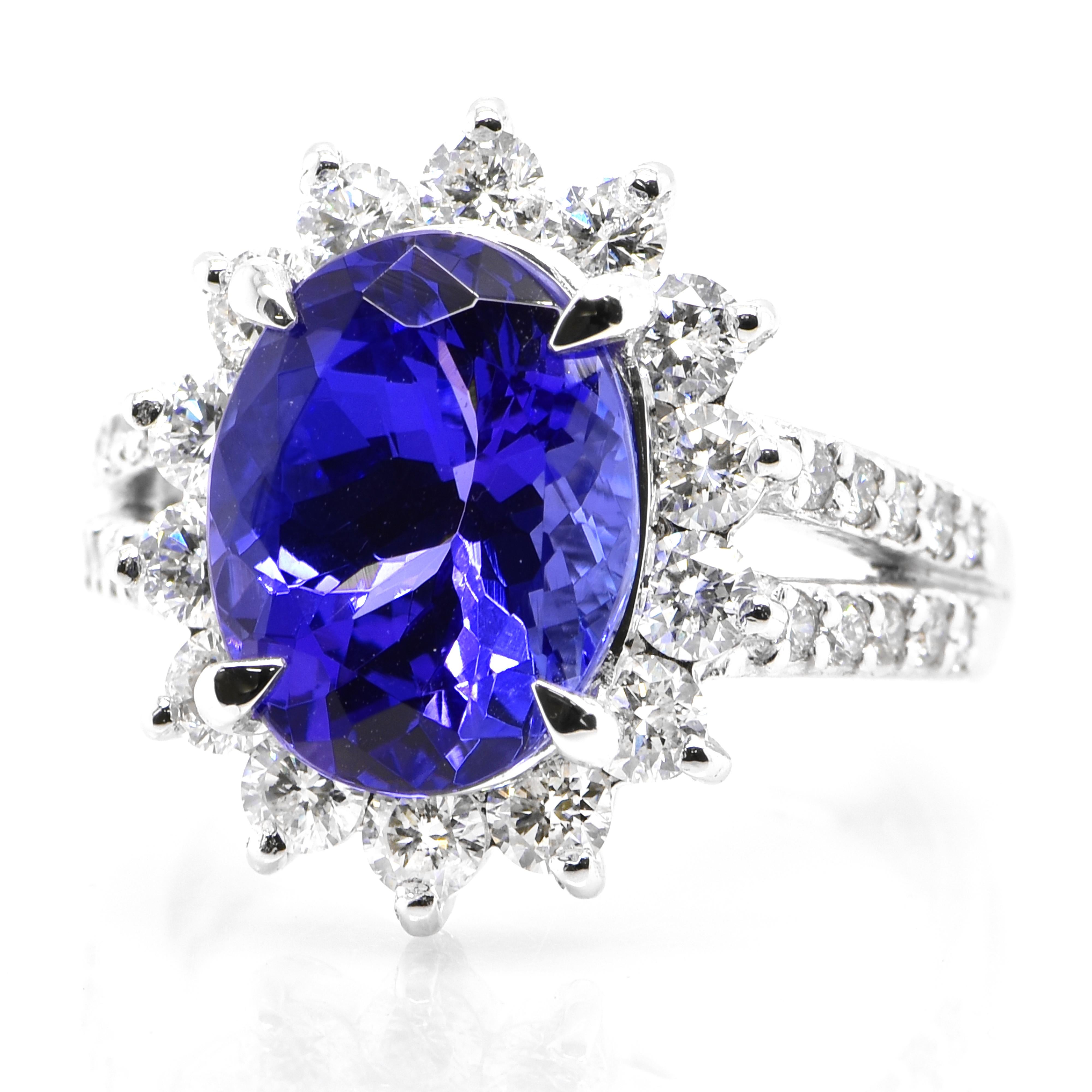 Modern 4.75 Carat Natural Tanzanite and Diamond Cocktail Ring Set in Platinum For Sale