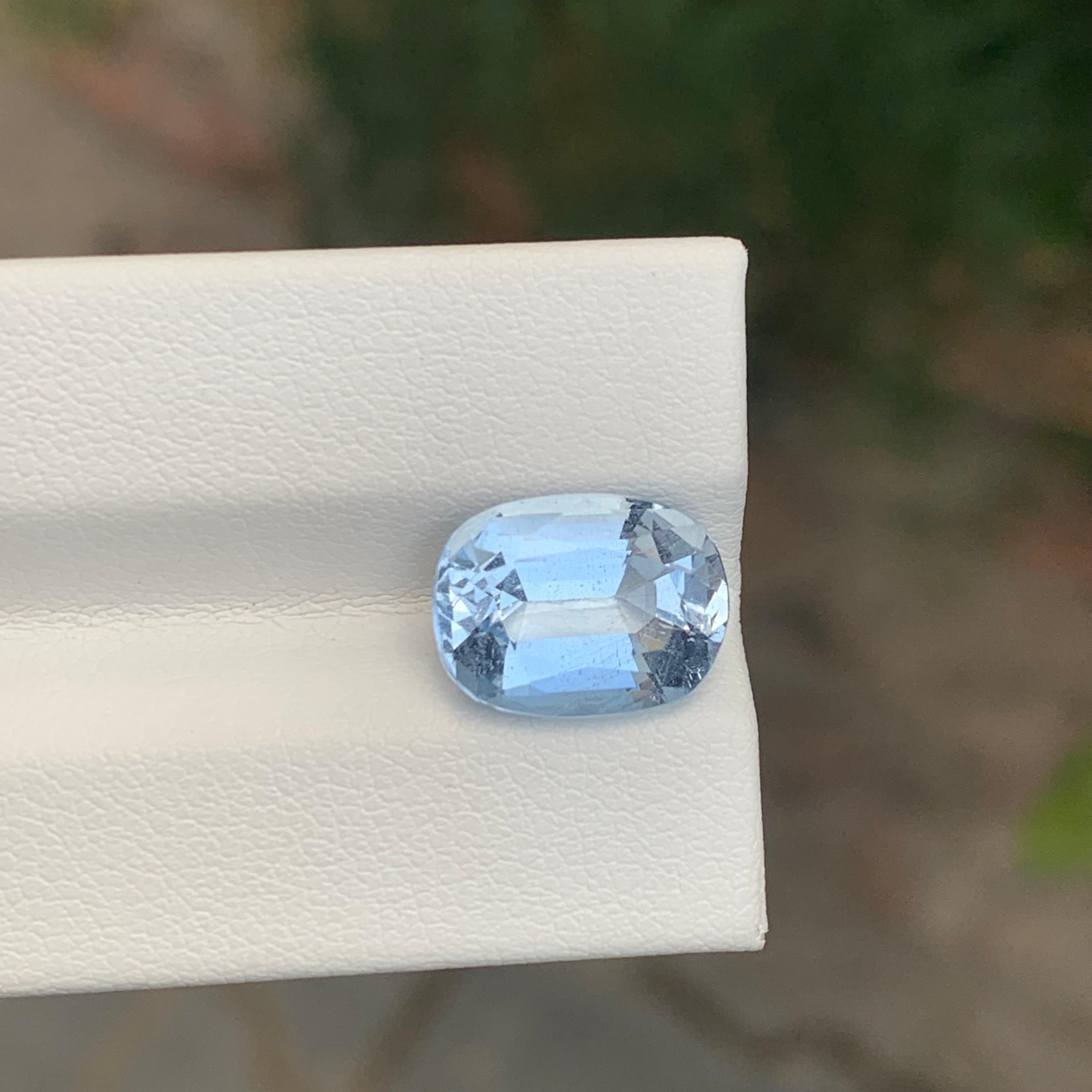 Faceted Goshenite

Weight: 4.75 Carats
Dimension: 12.1 x 9.1 x 6.5 Mm
Origin: Pakistan
Shape: Oval Cushion 
Color: Blue
Certficate; On Customer Demand
.
Goshenite, a captivating and pristine gemstone, belongs to the beryl mineral family, which also