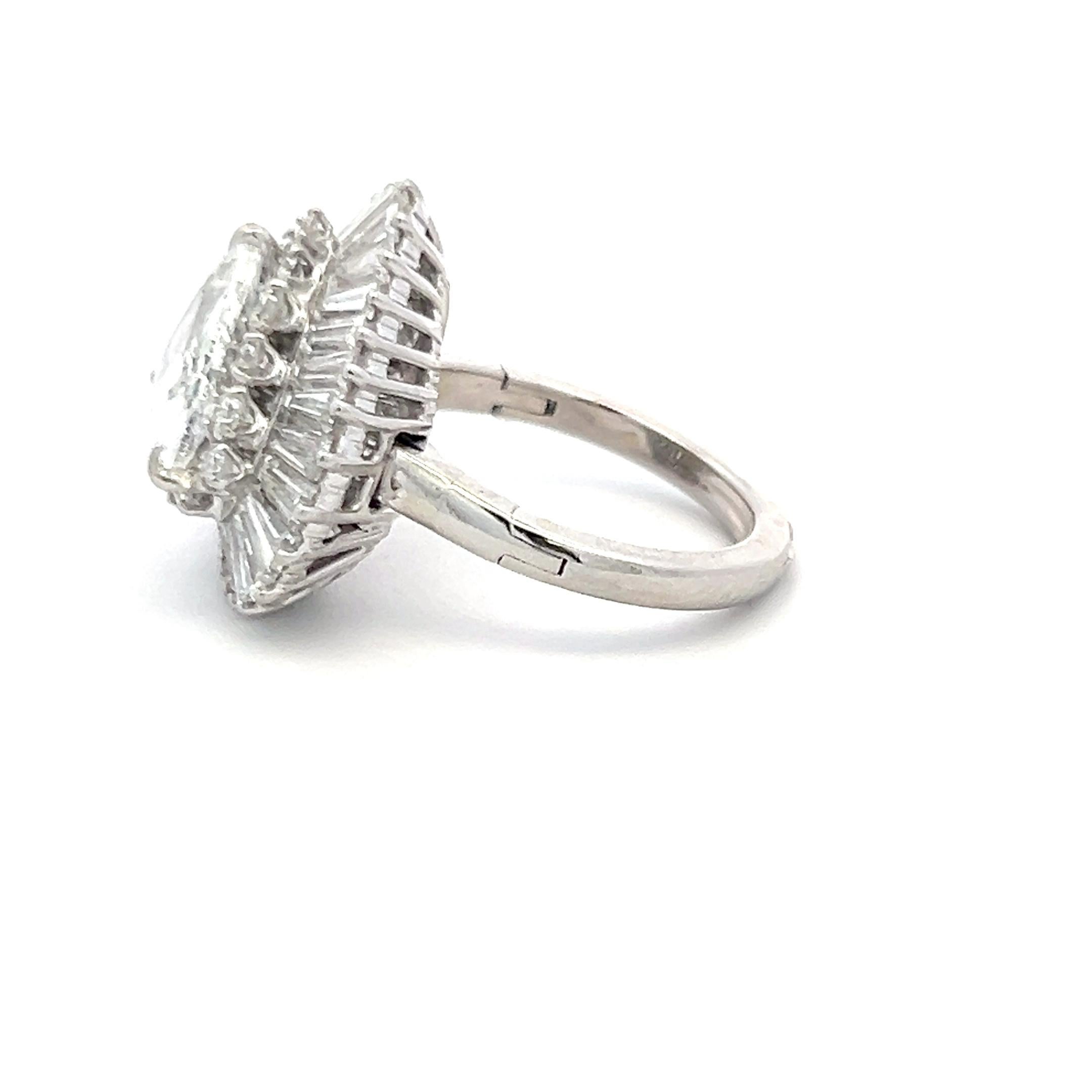 Anello Ballerina in platino con diamanti triangolari e baguette da 4,75 carati In condizioni buone in vendita a New York, NY
