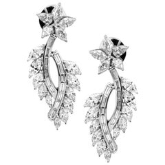 4.75 Carat VVS Diamond Leaf Inspired 18 Karat Gold Earring