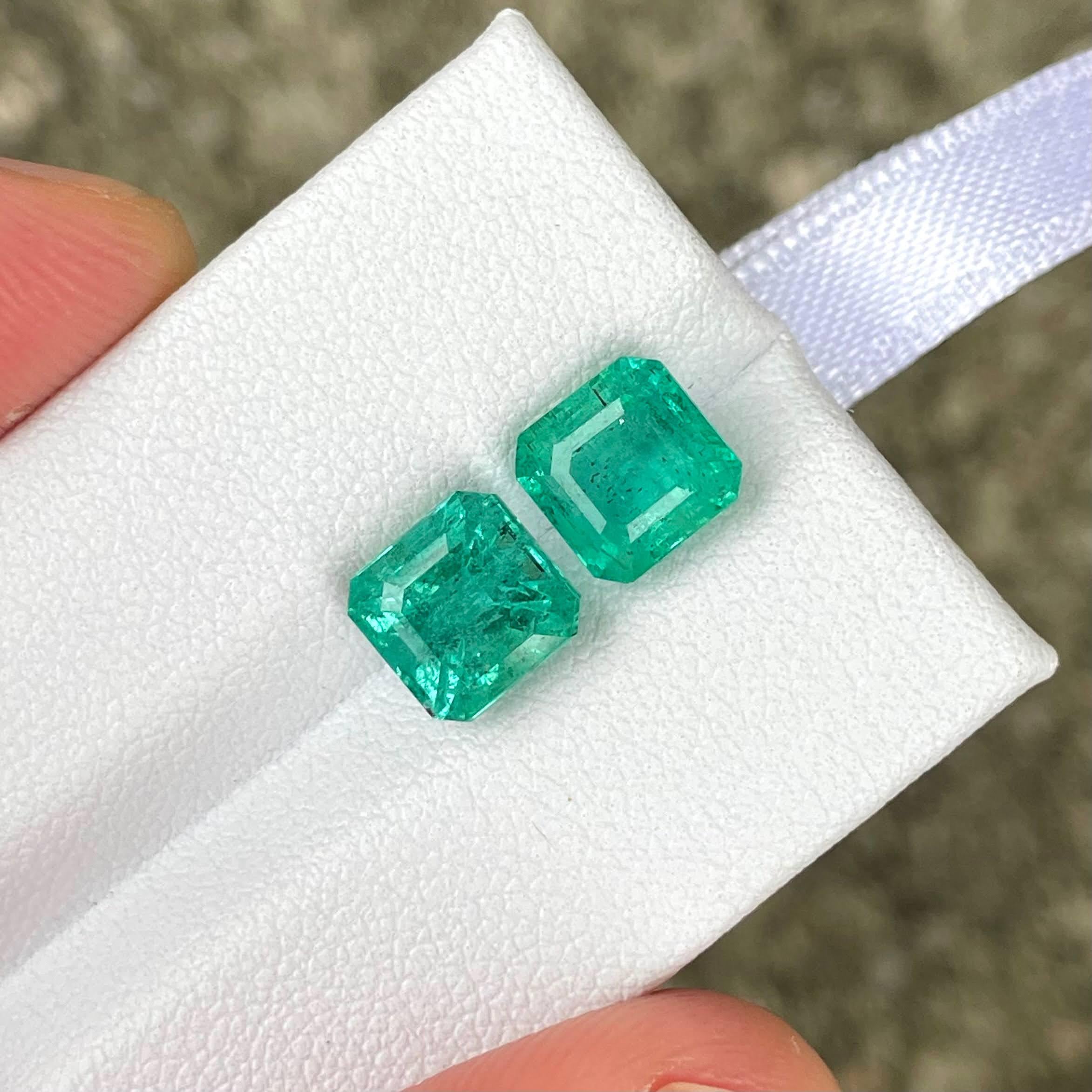 4.75 carats Green Emerald Pair Asscher Cut Natural Zambian Gemstone In New Condition For Sale In Bangkok, TH